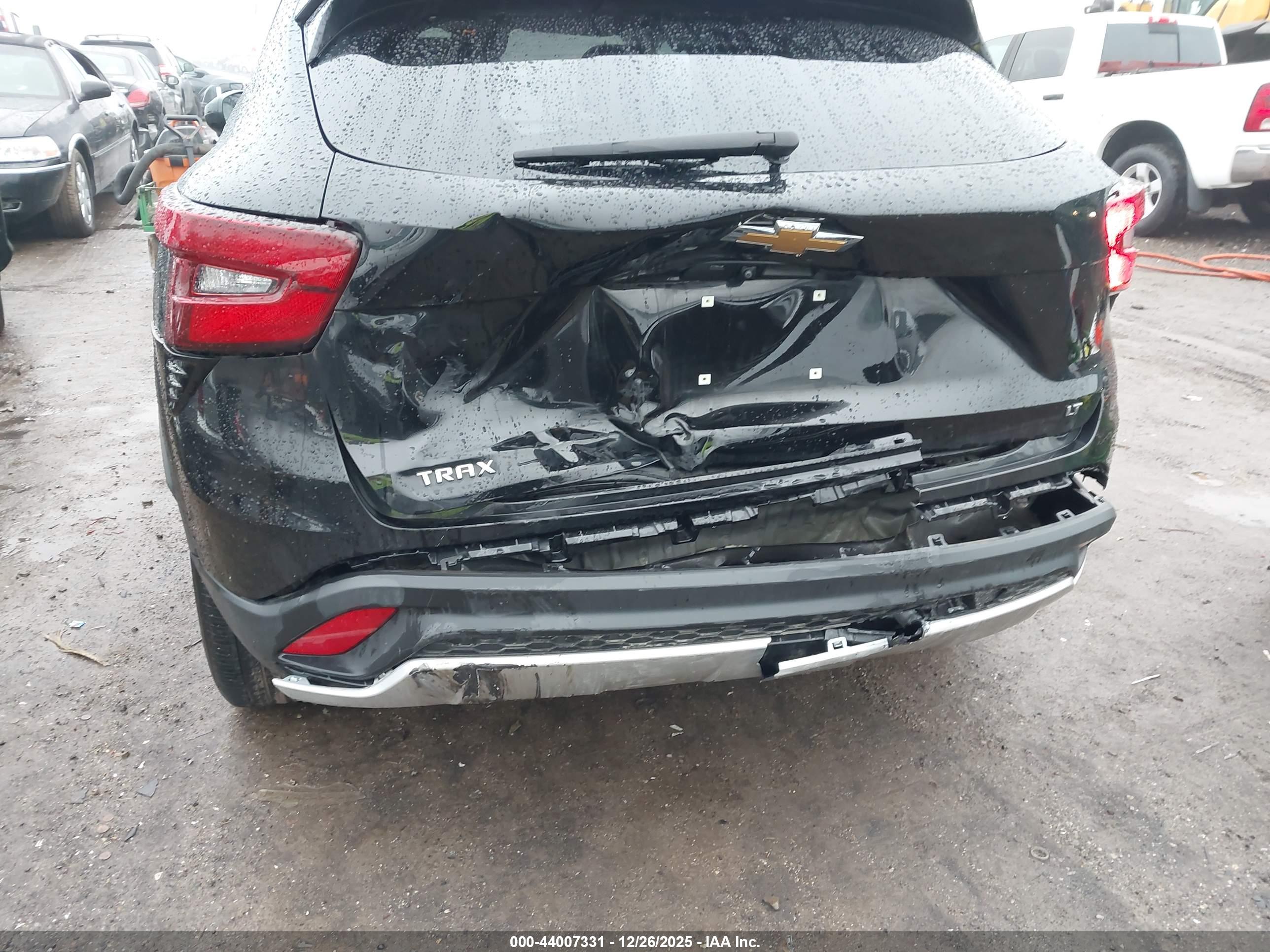 CHEVROLET TRAX image 6
