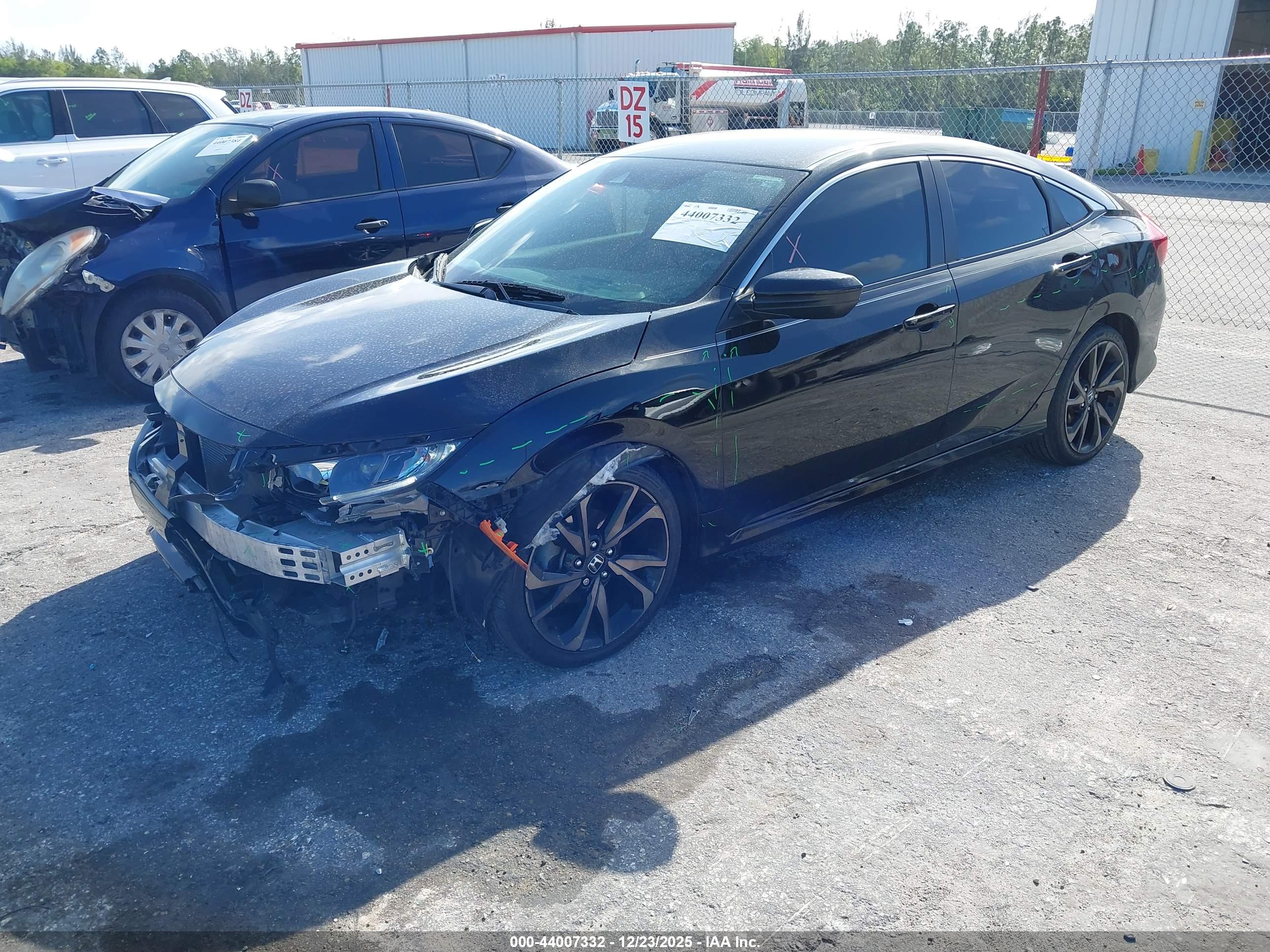 HONDA CIVIC image 2