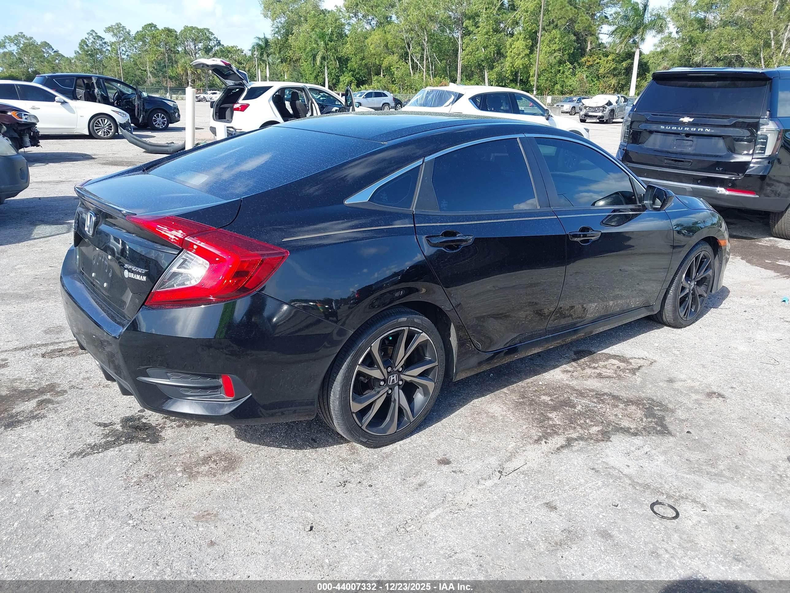 HONDA CIVIC image 4