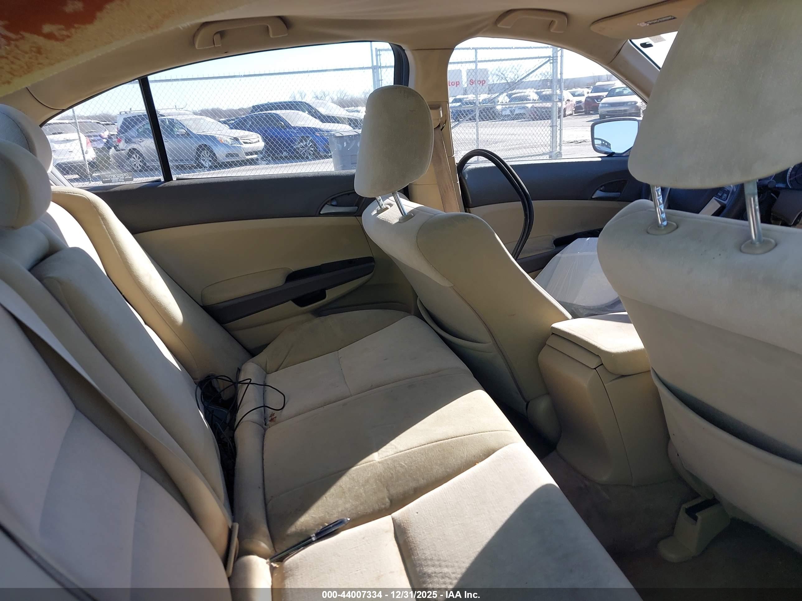 HONDA ACCORD image 8