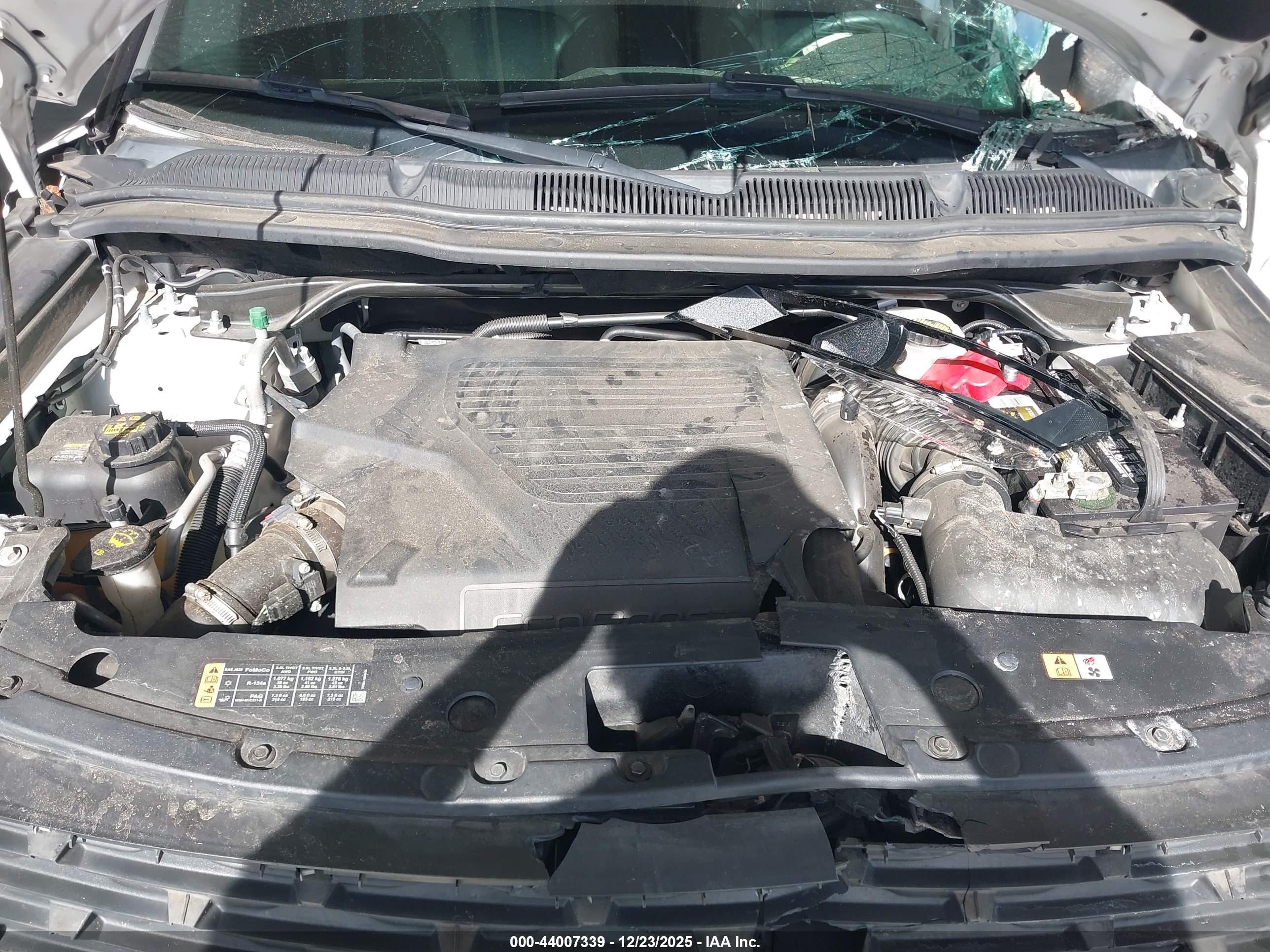 FORD EXPLORER image 10
