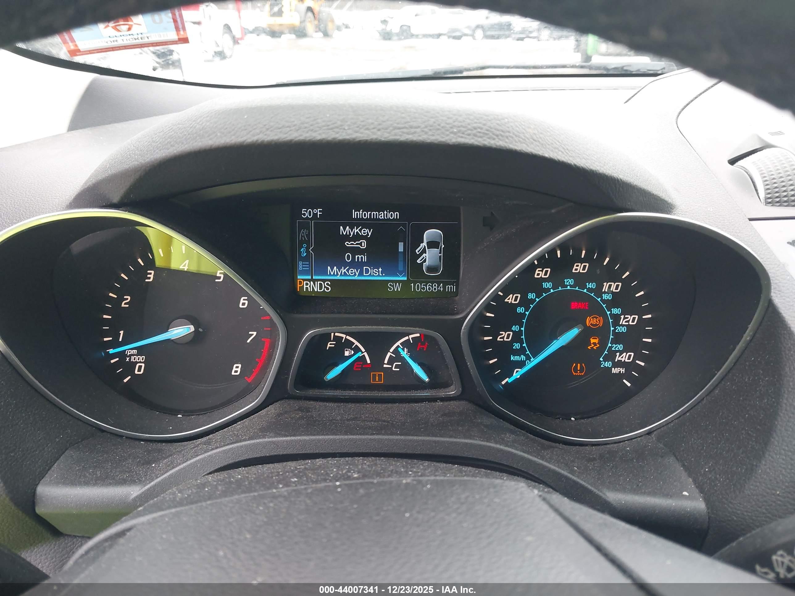 FORD ESCAPE image 7