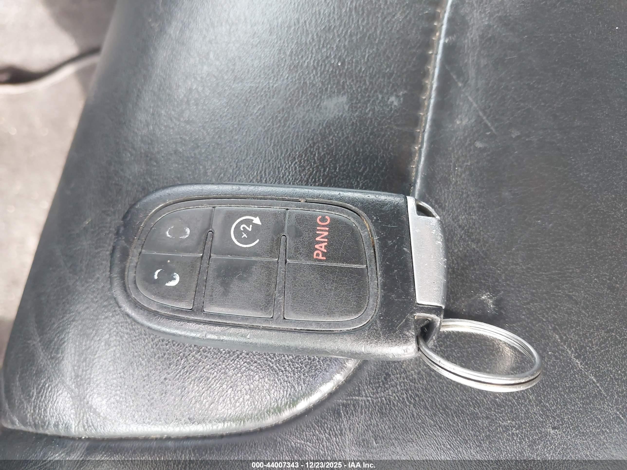 JEEP CHEROKEE image 11