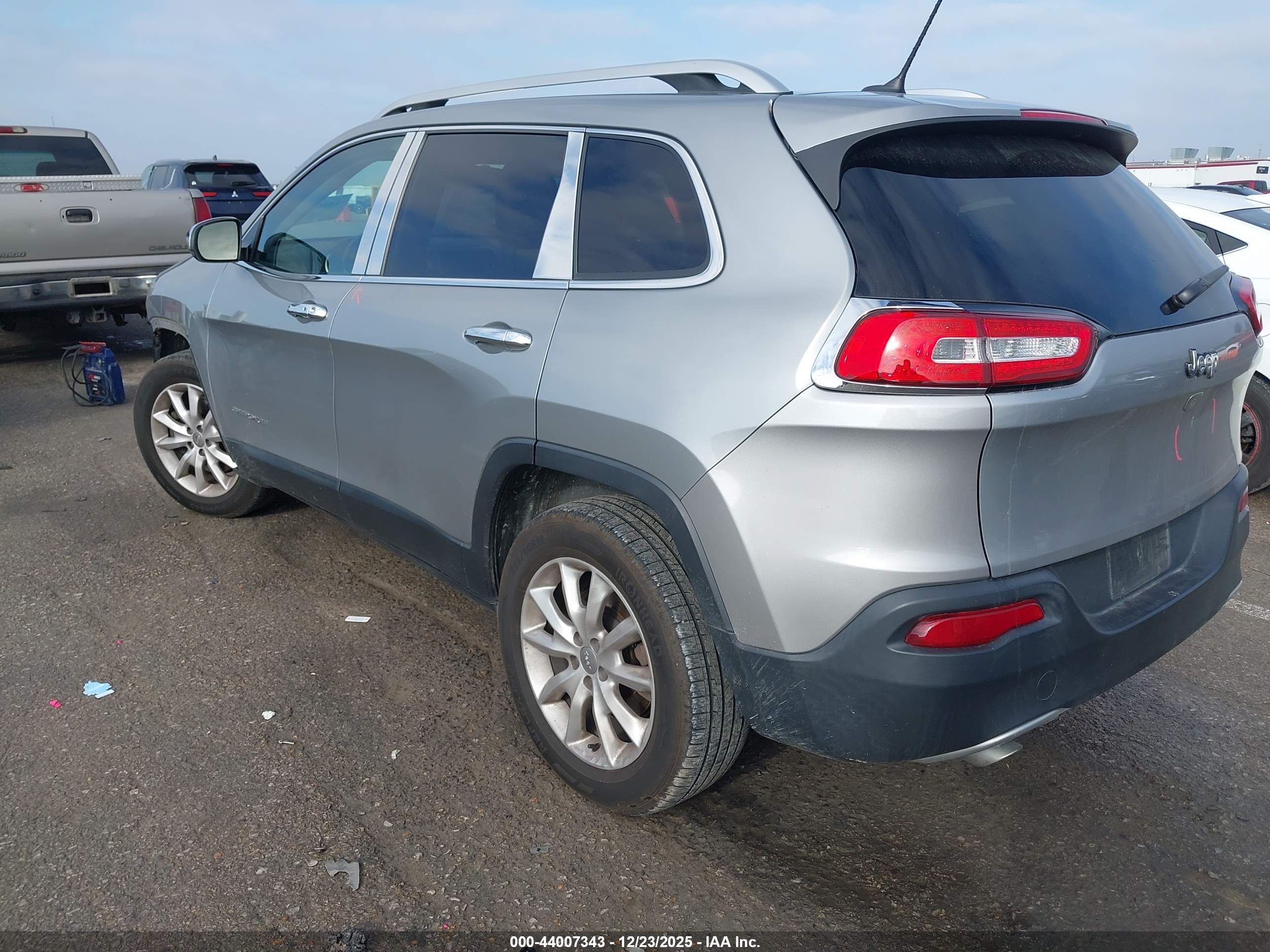 JEEP CHEROKEE image 3