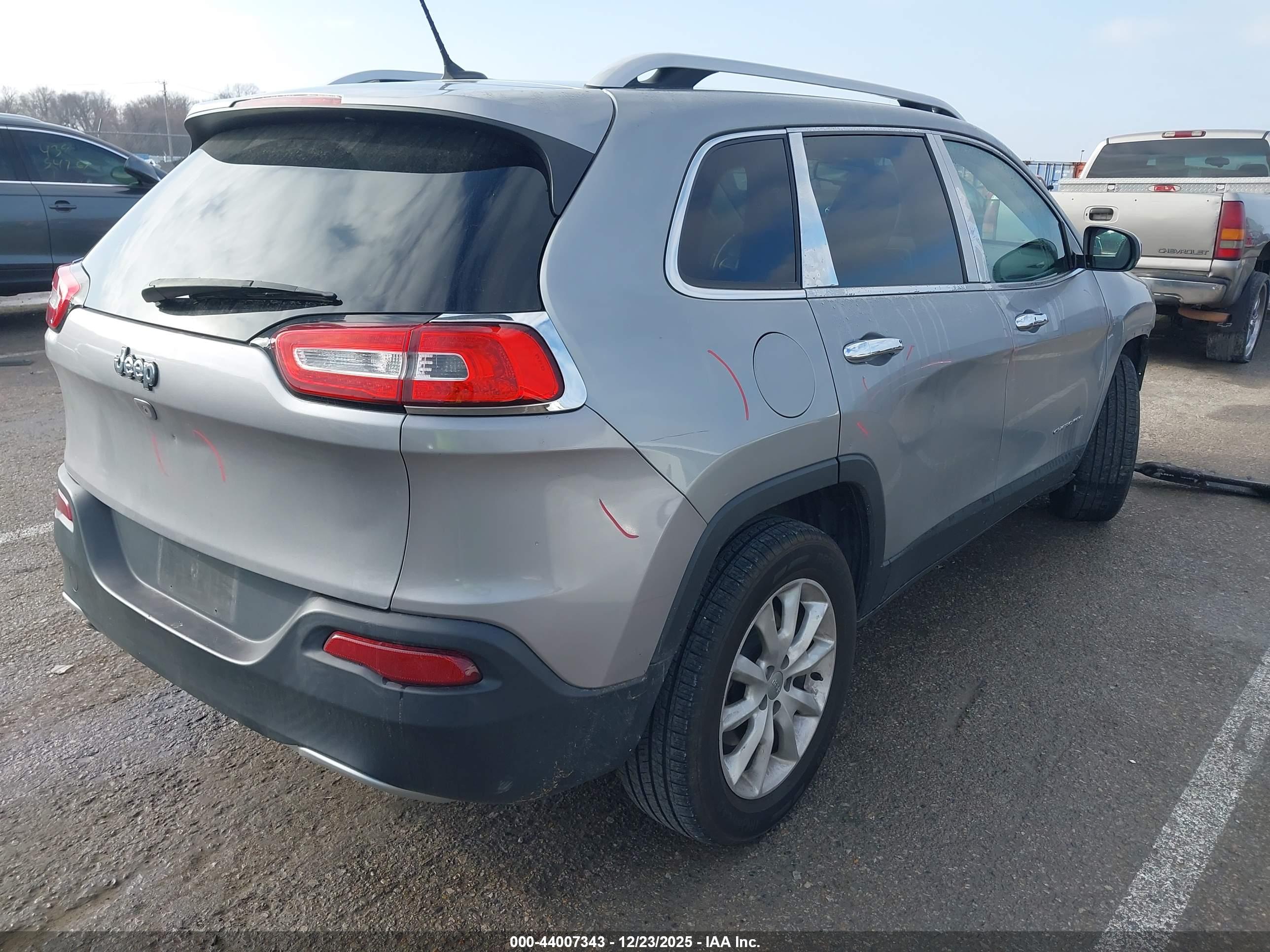 JEEP CHEROKEE image 4