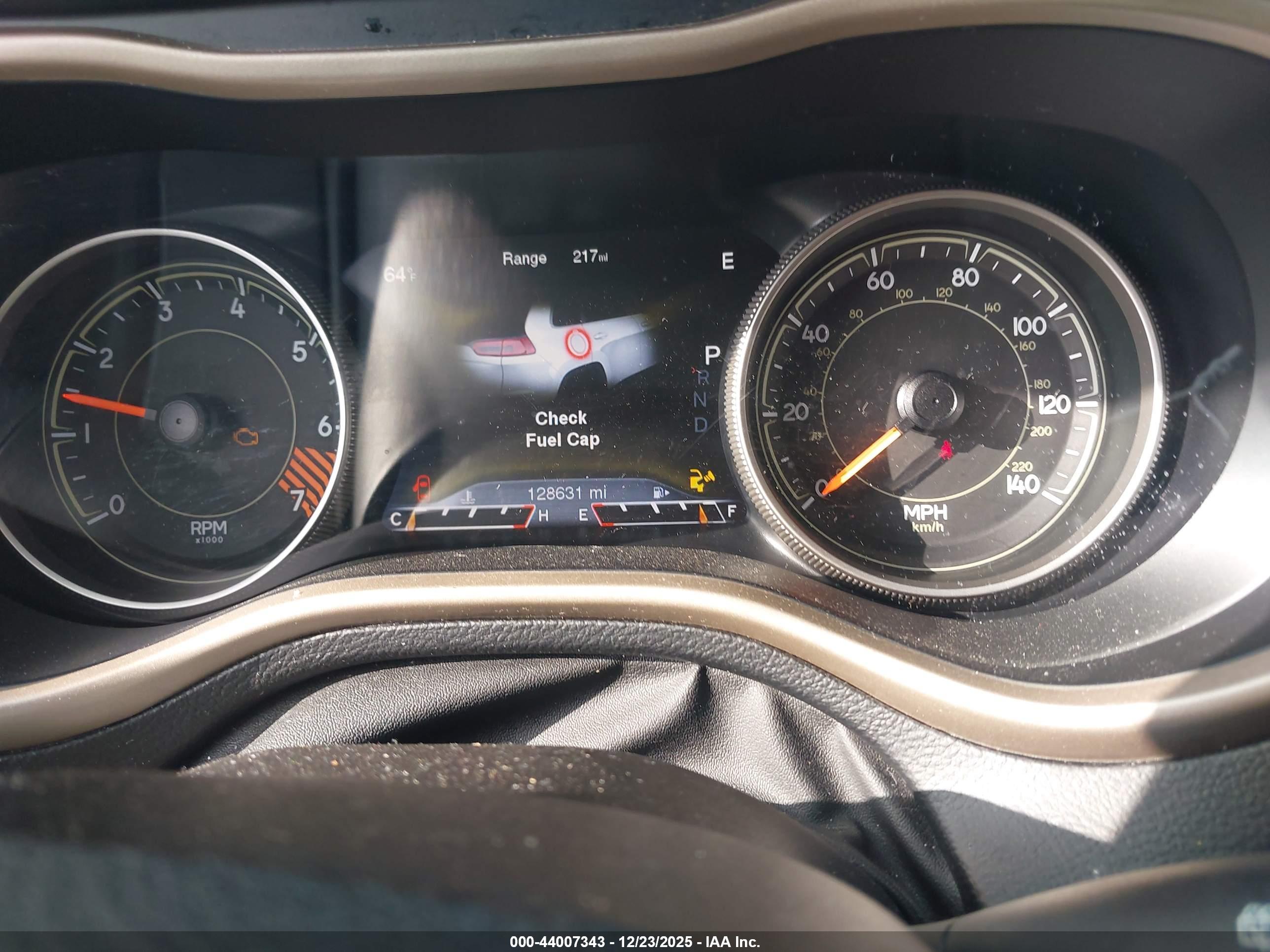 JEEP CHEROKEE image 7