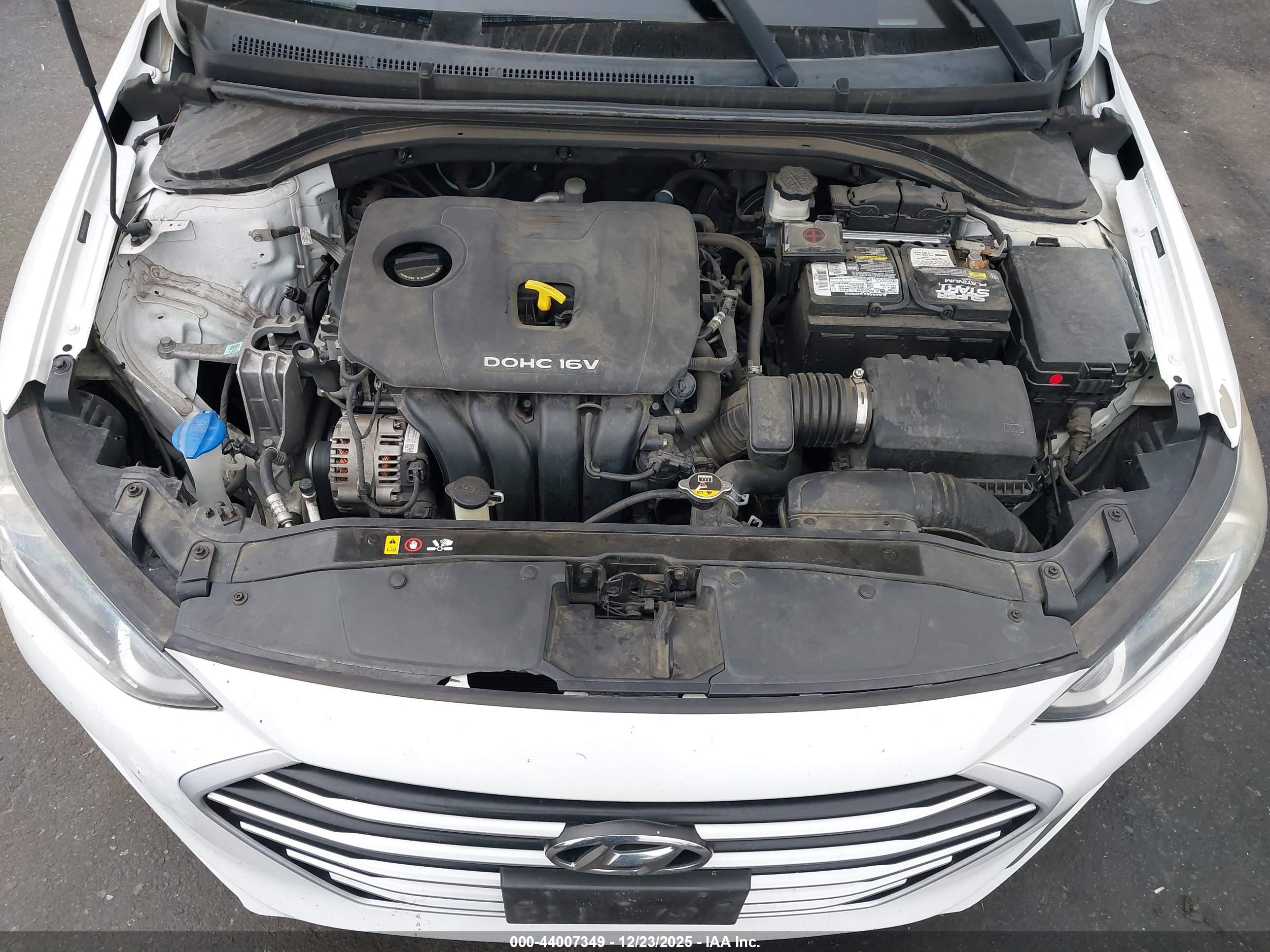 HYUNDAI ELANTRA image 10