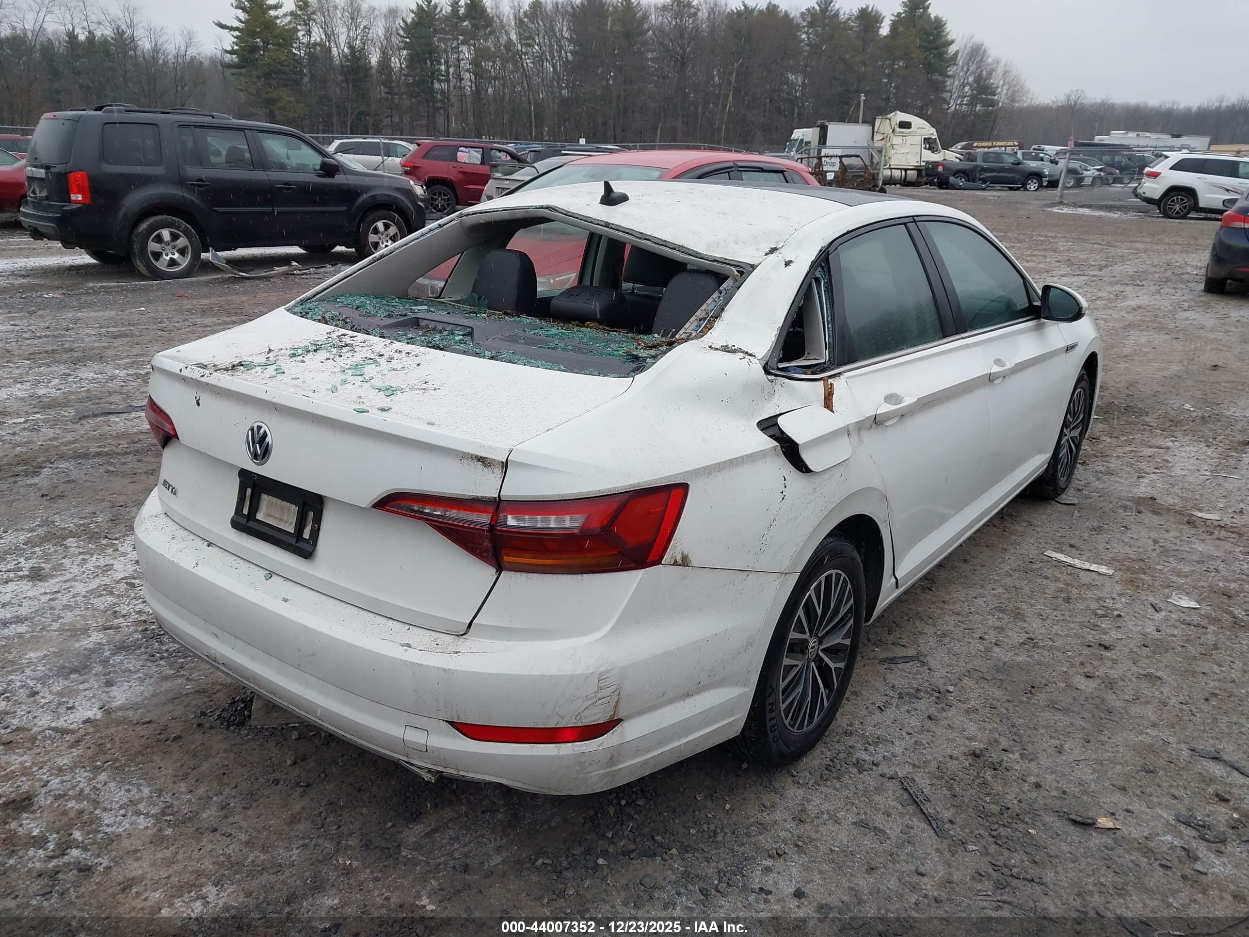 VOLKSWAGEN JETTA image 6