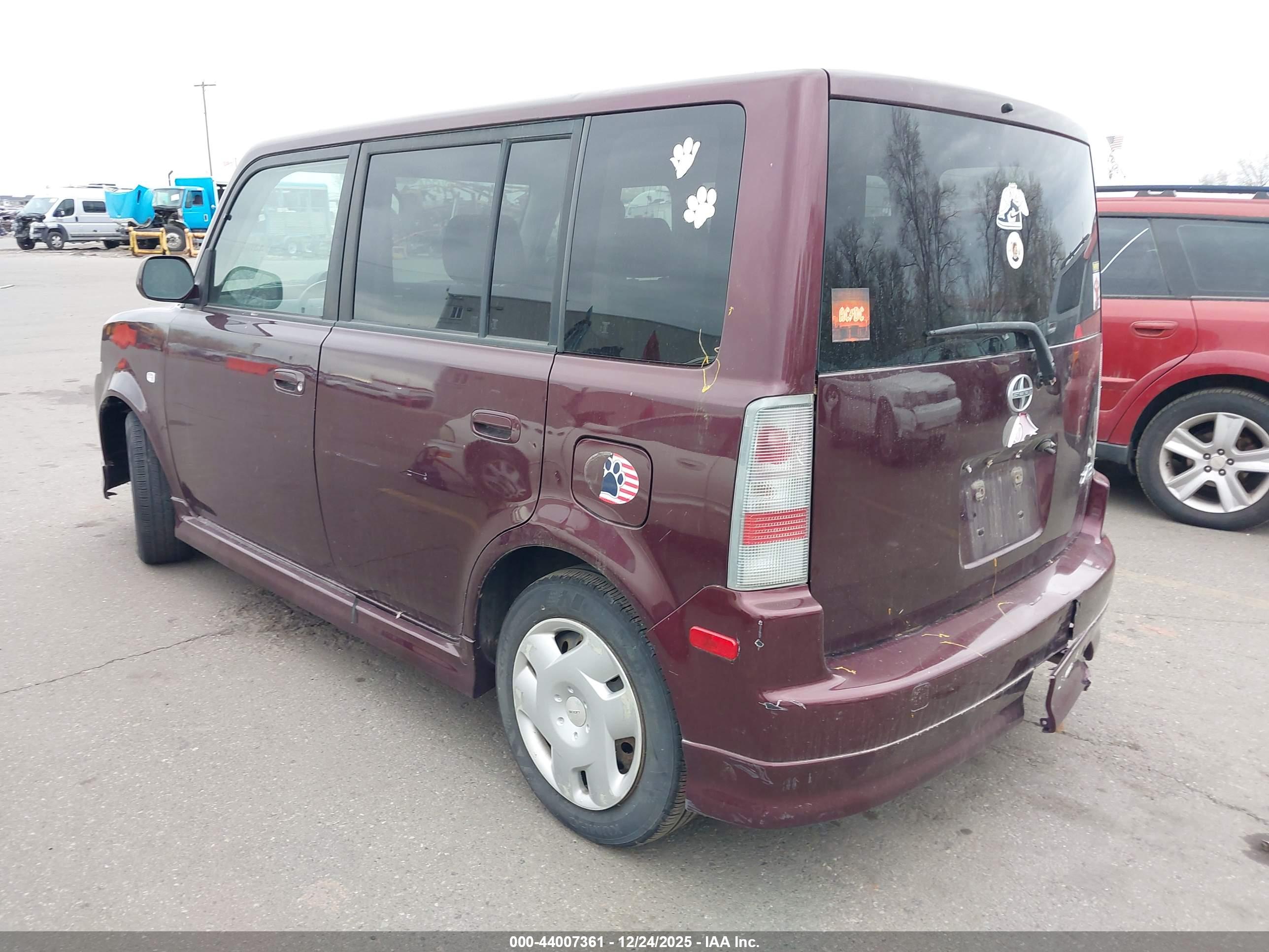 SCION XB image 3