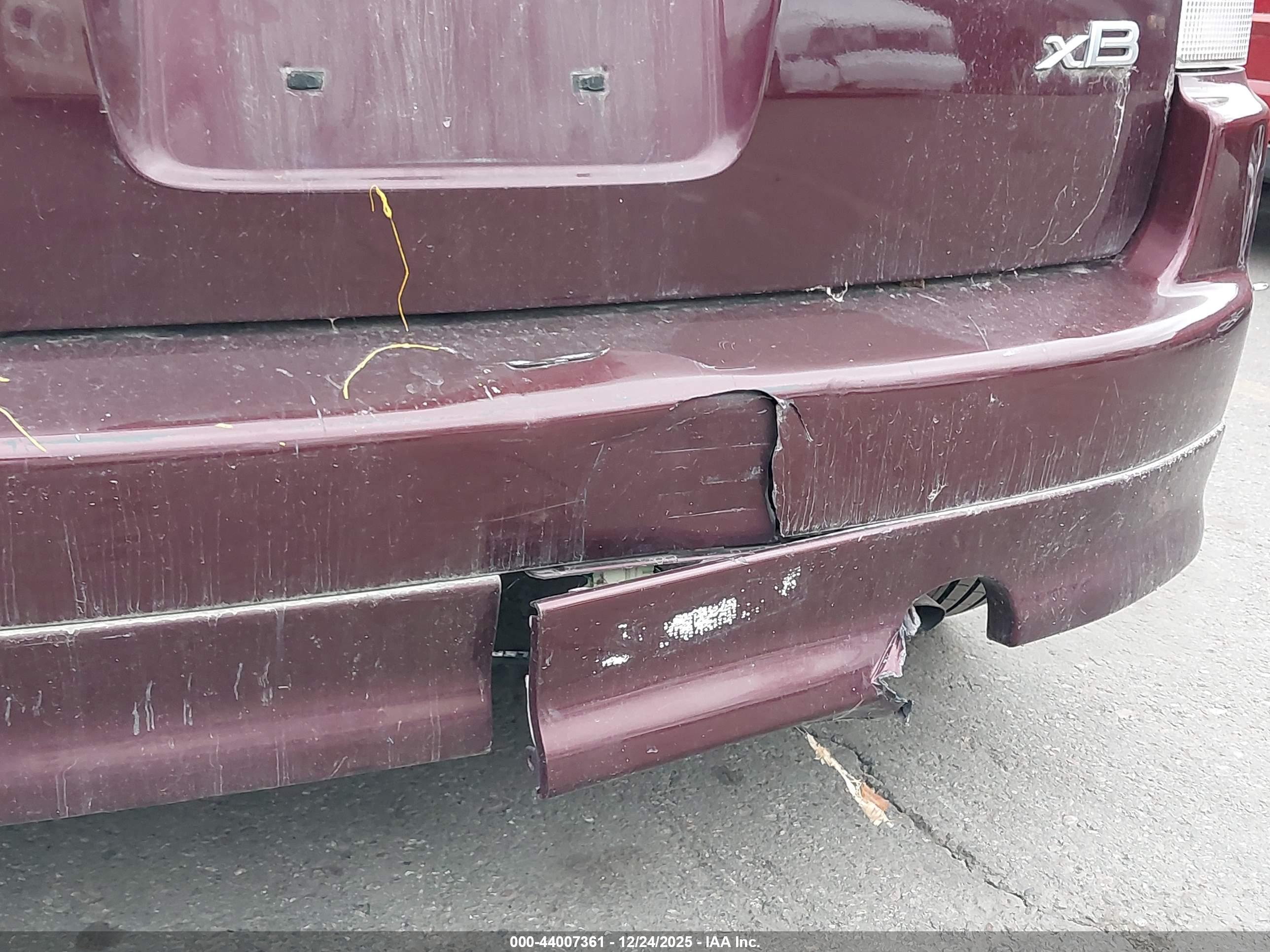 SCION XB image 6