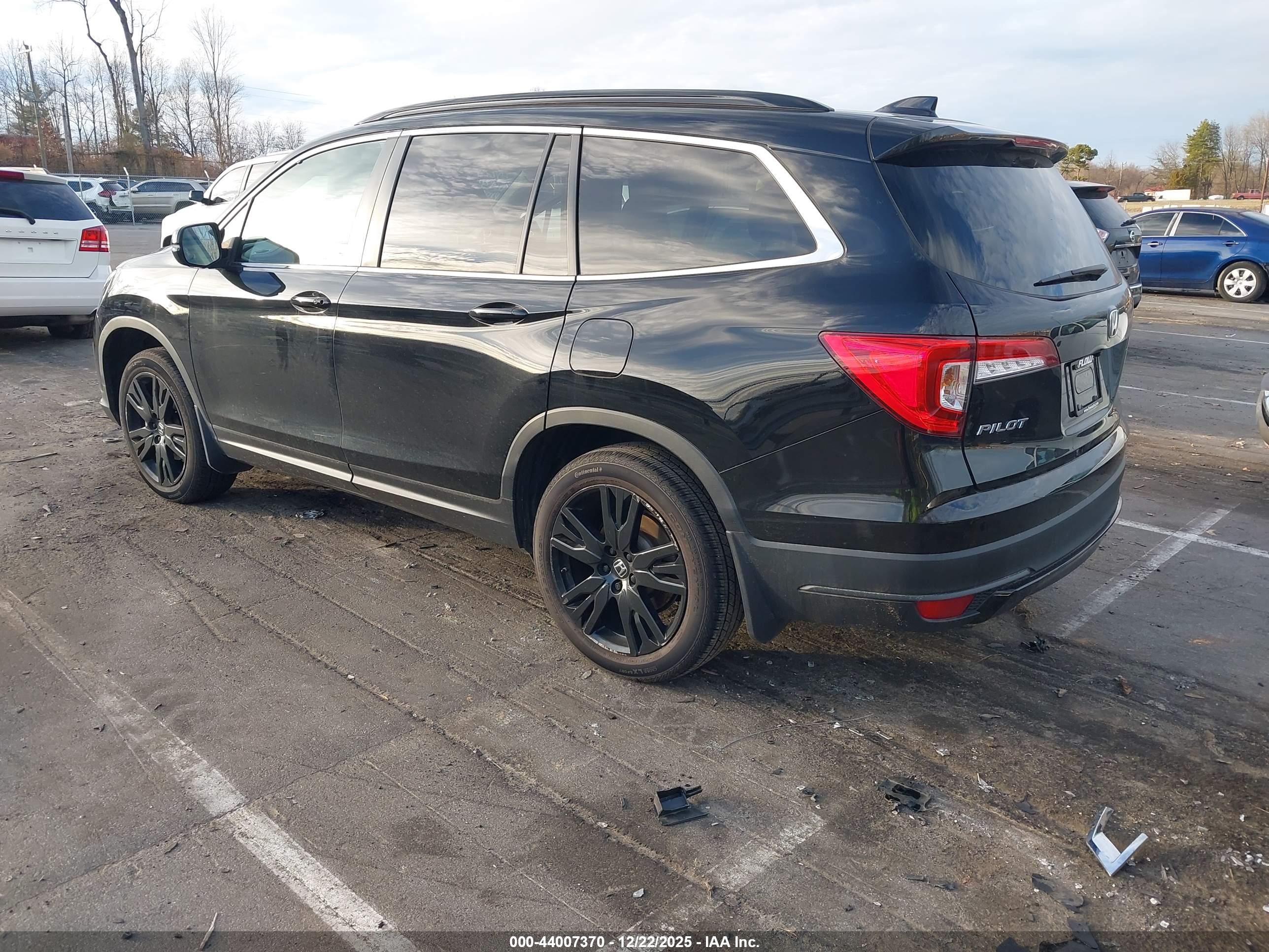 HONDA PILOT image 3