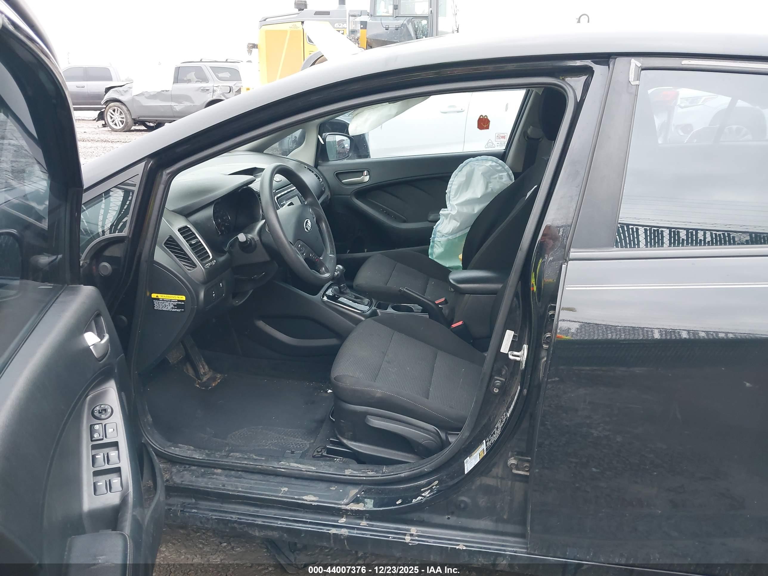 KIA FORTE image 5