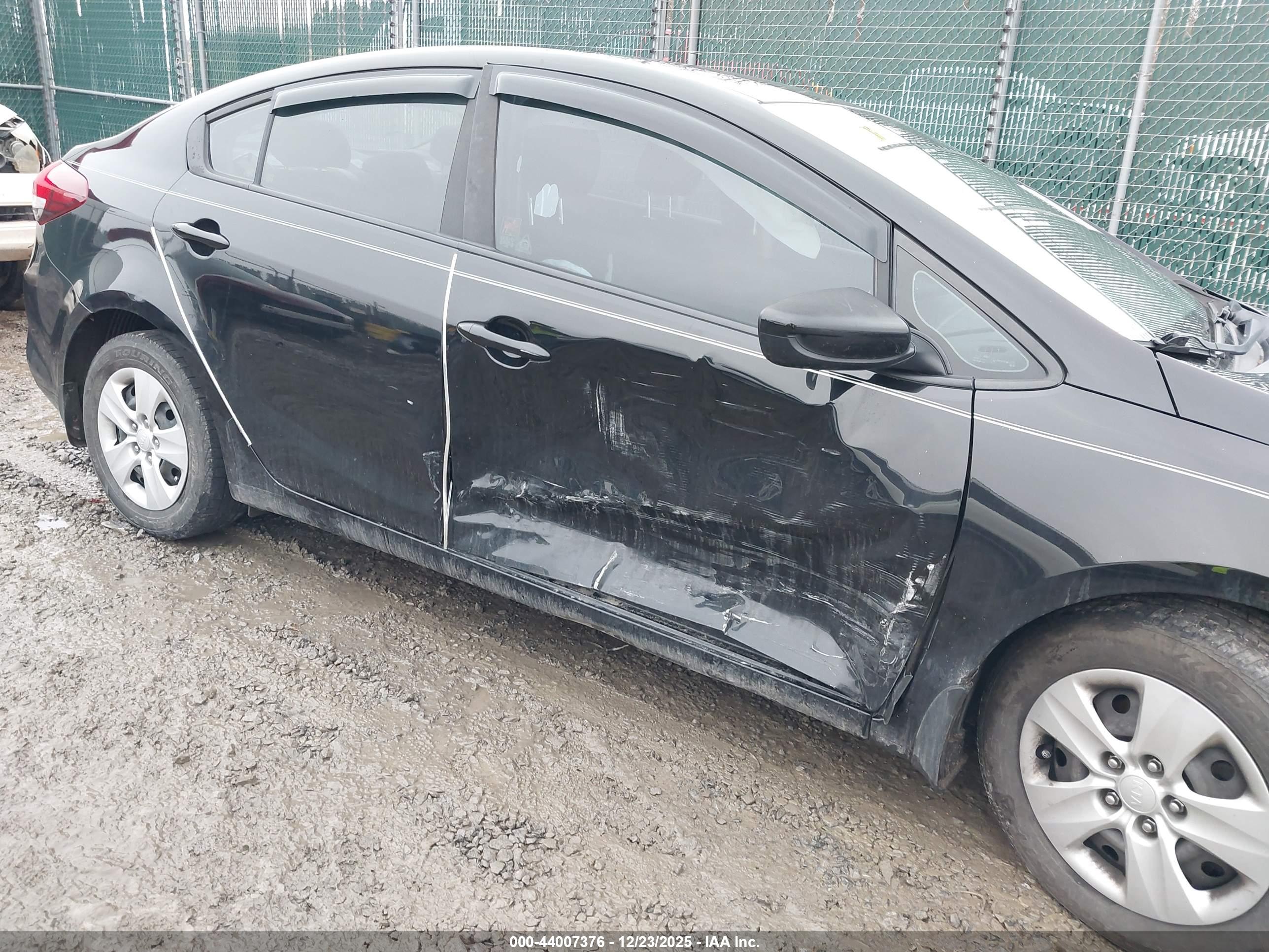 KIA FORTE image 6