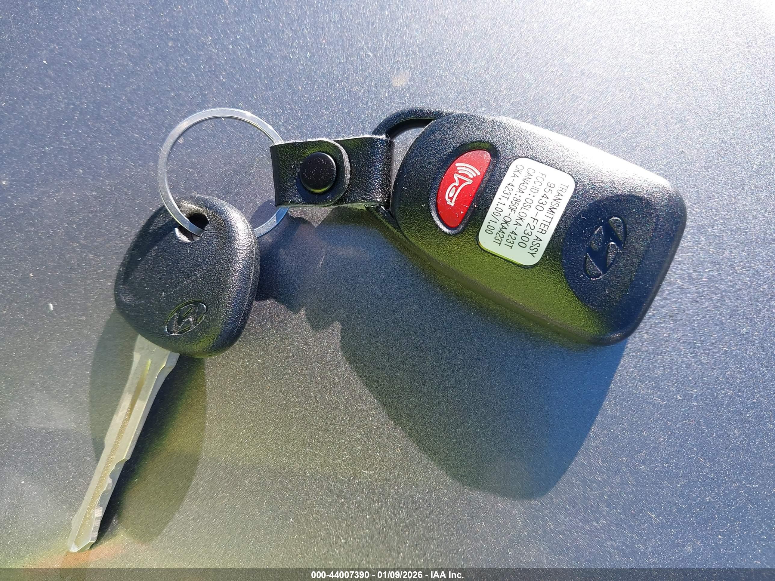 HYUNDAI ELANTRA image 11