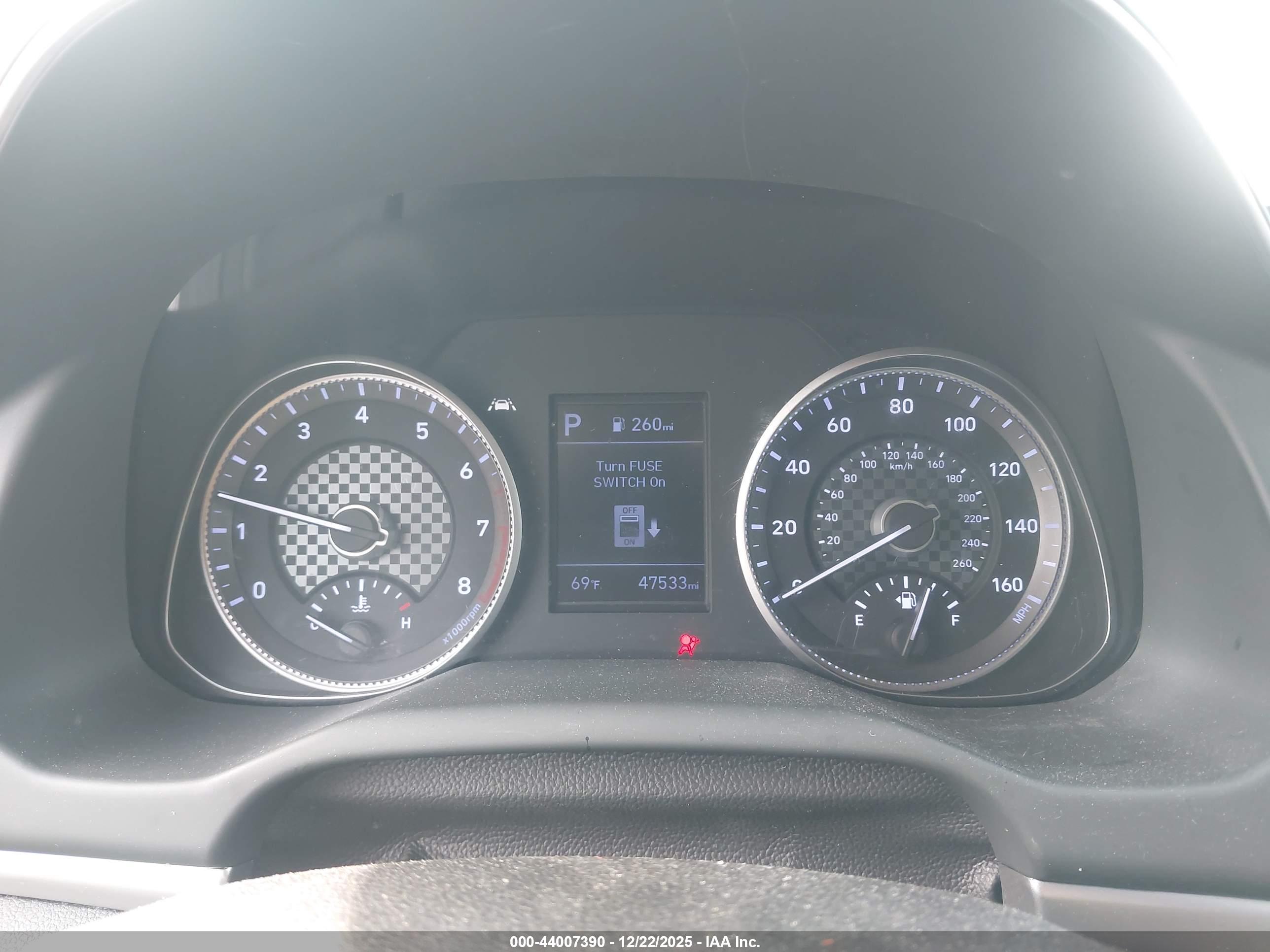 HYUNDAI ELANTRA image 7