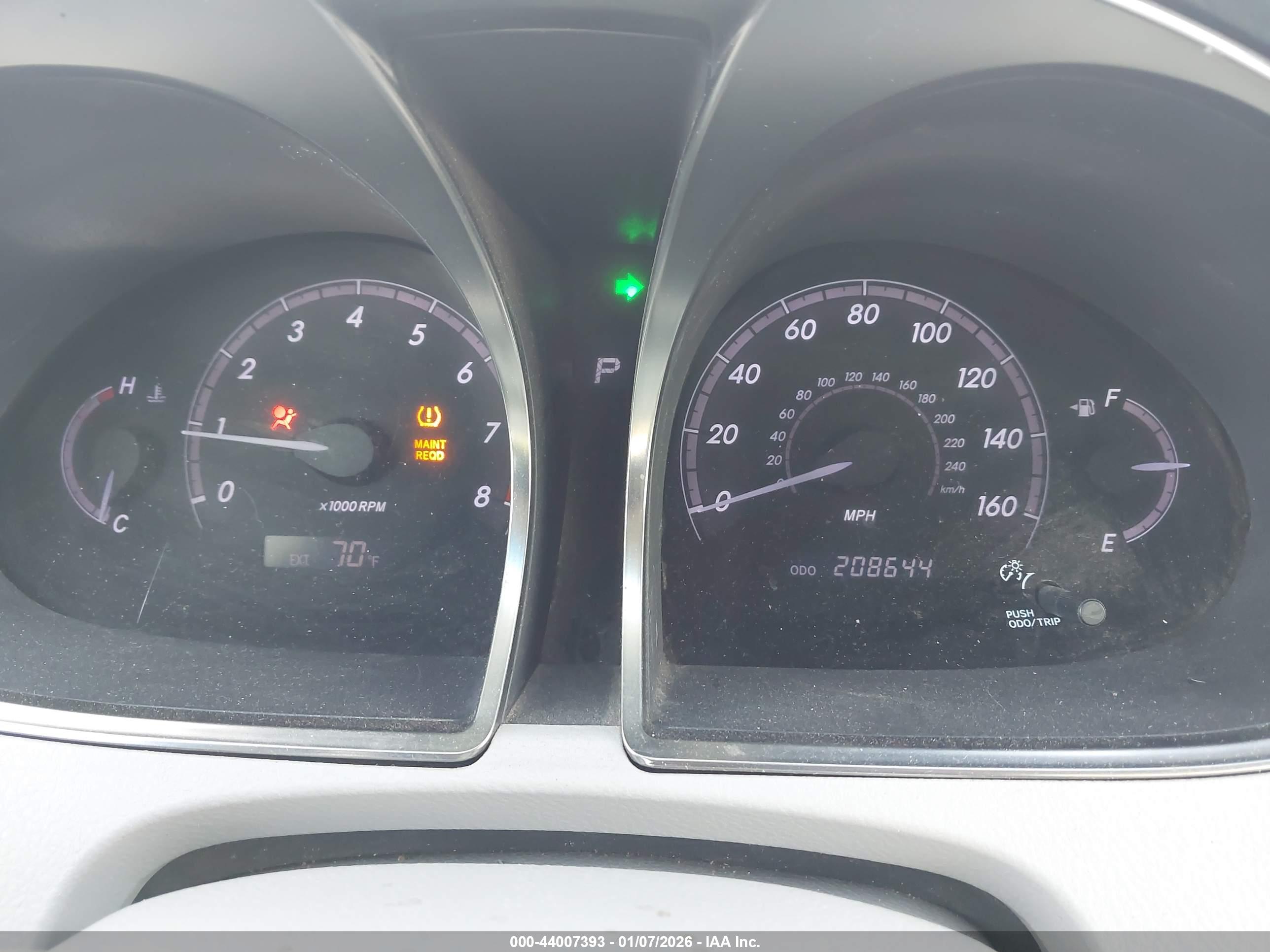 TOYOTA AVALON image 7