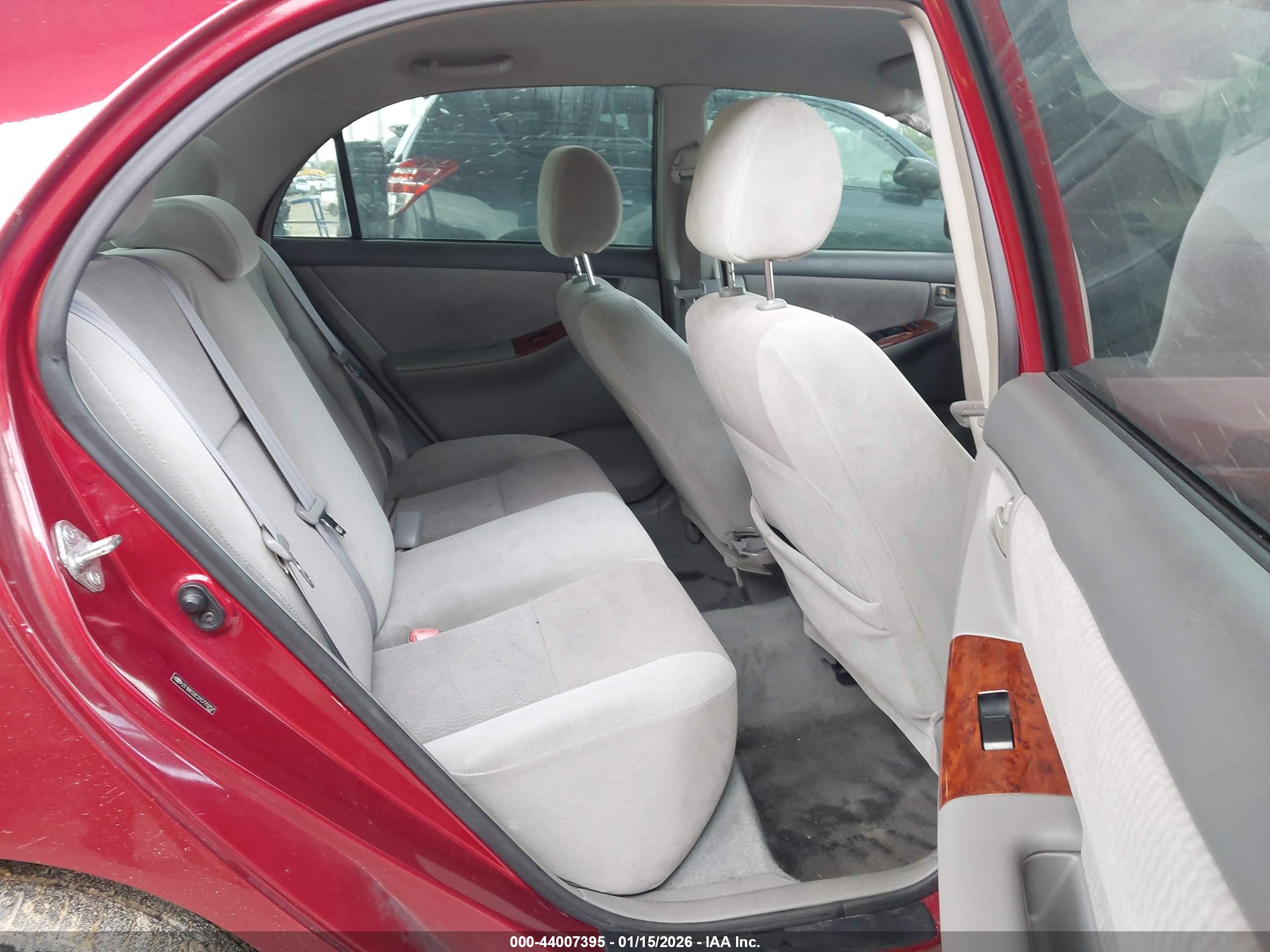 TOYOTA COROLLA image 8