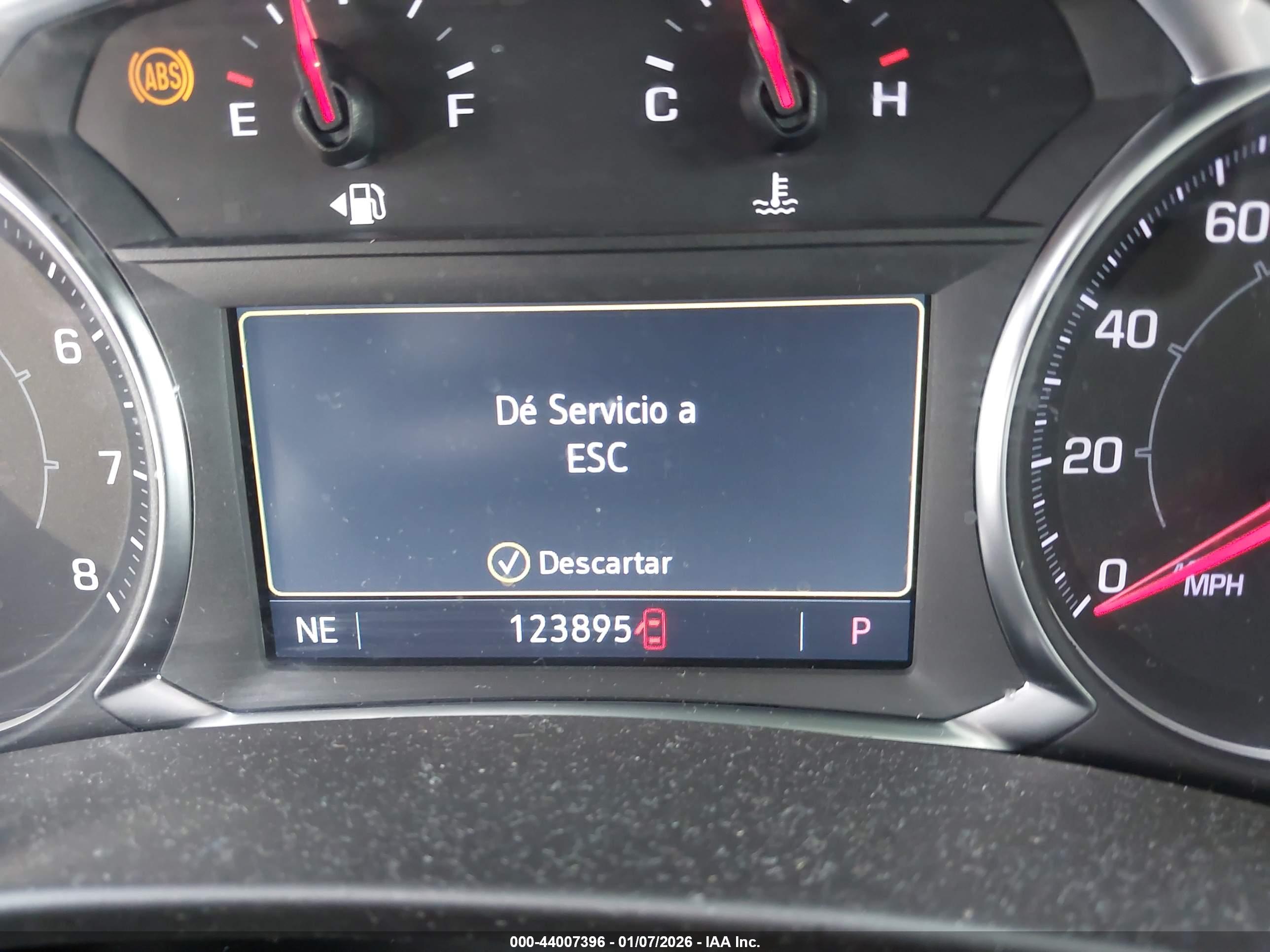 GMC TERRAIN image 7