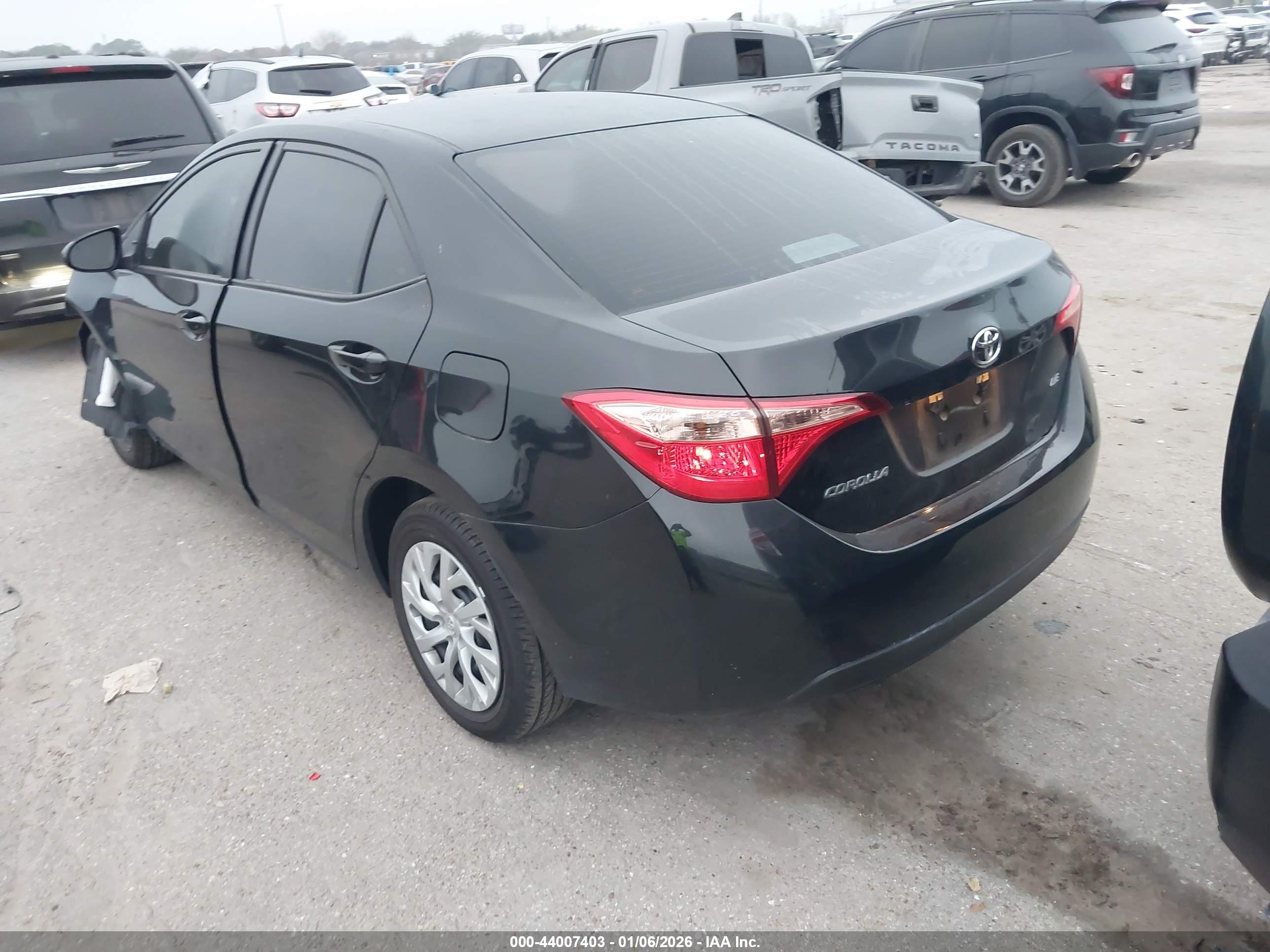 TOYOTA COROLLA image 3