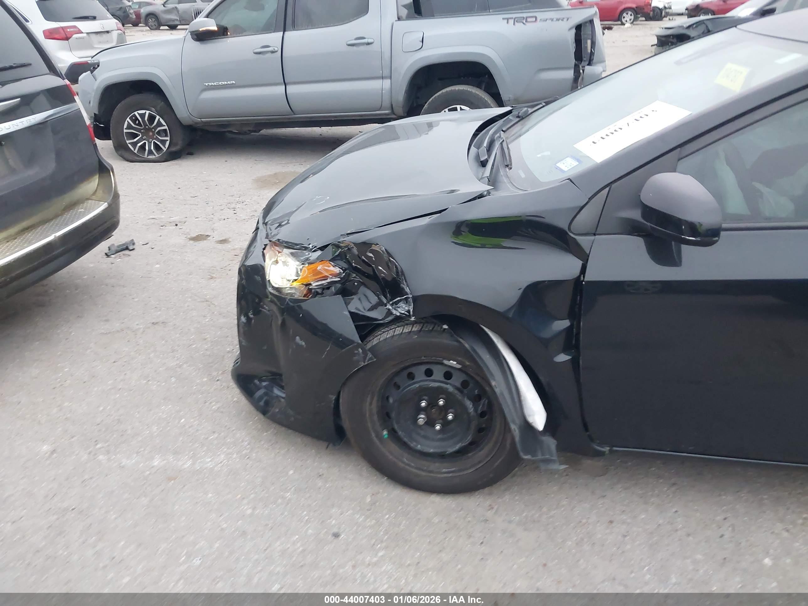 TOYOTA COROLLA image 6
