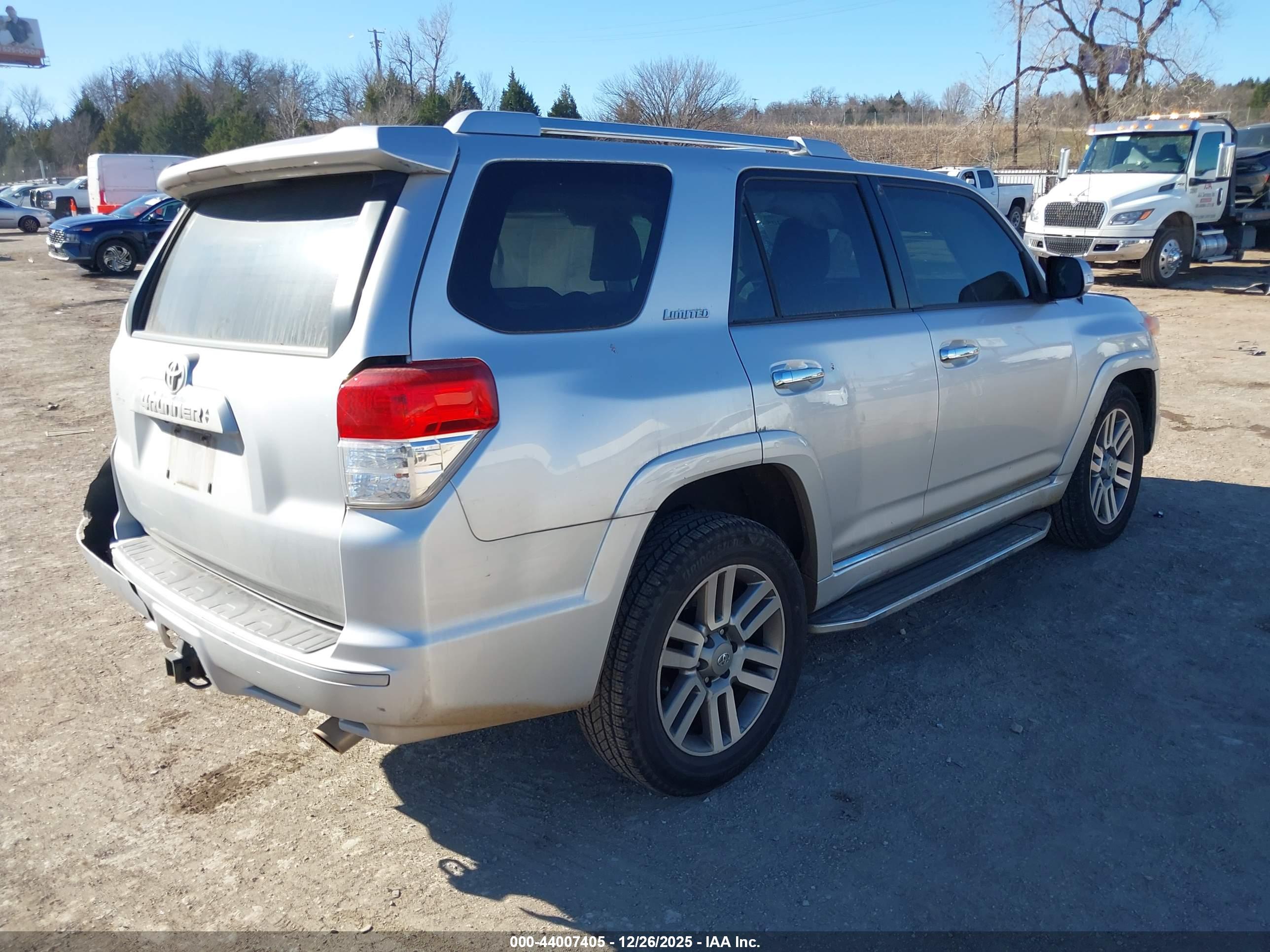 TOYOTA 4RUNNER image 4
