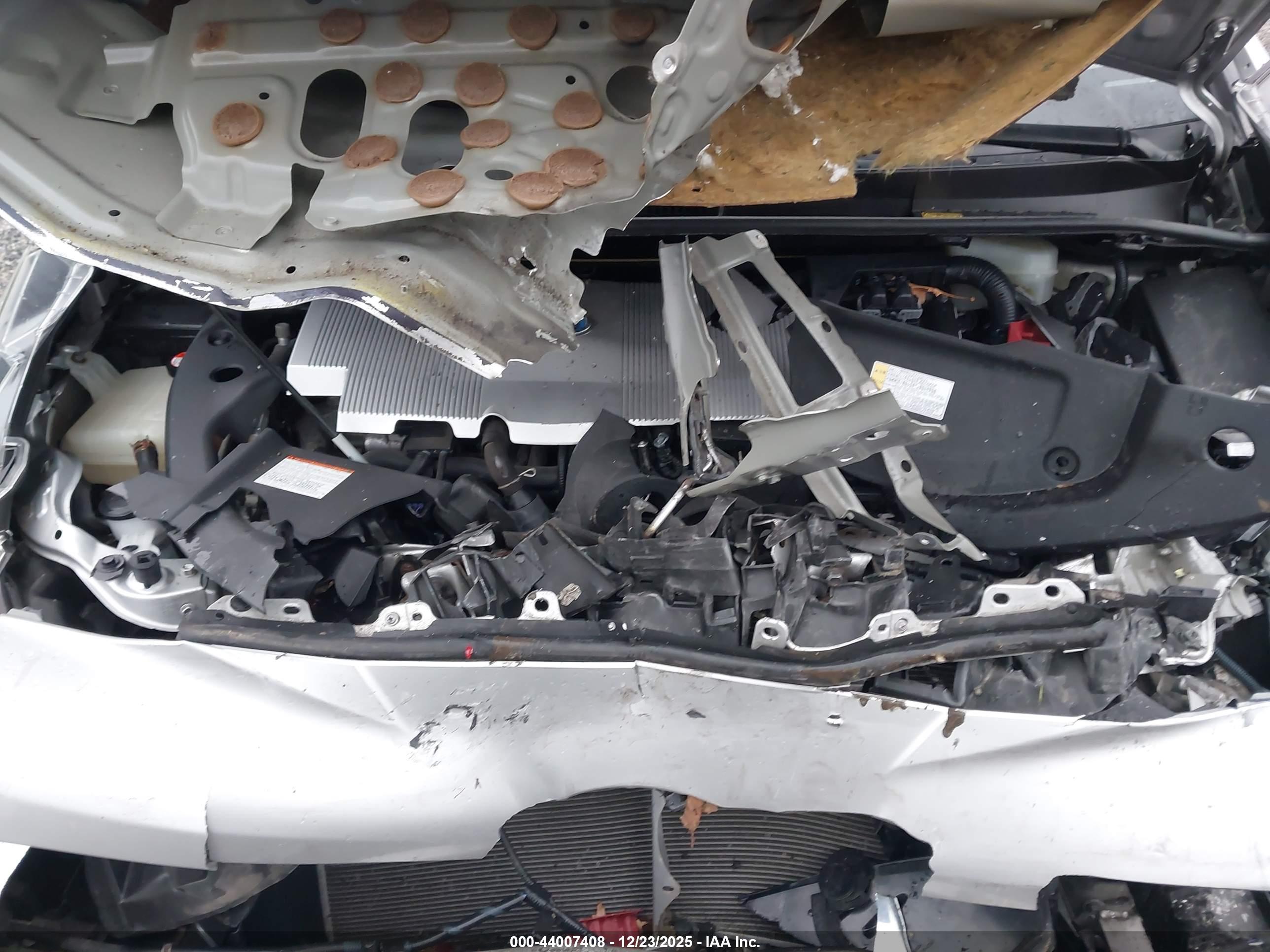 TOYOTA PRIUS image 10
