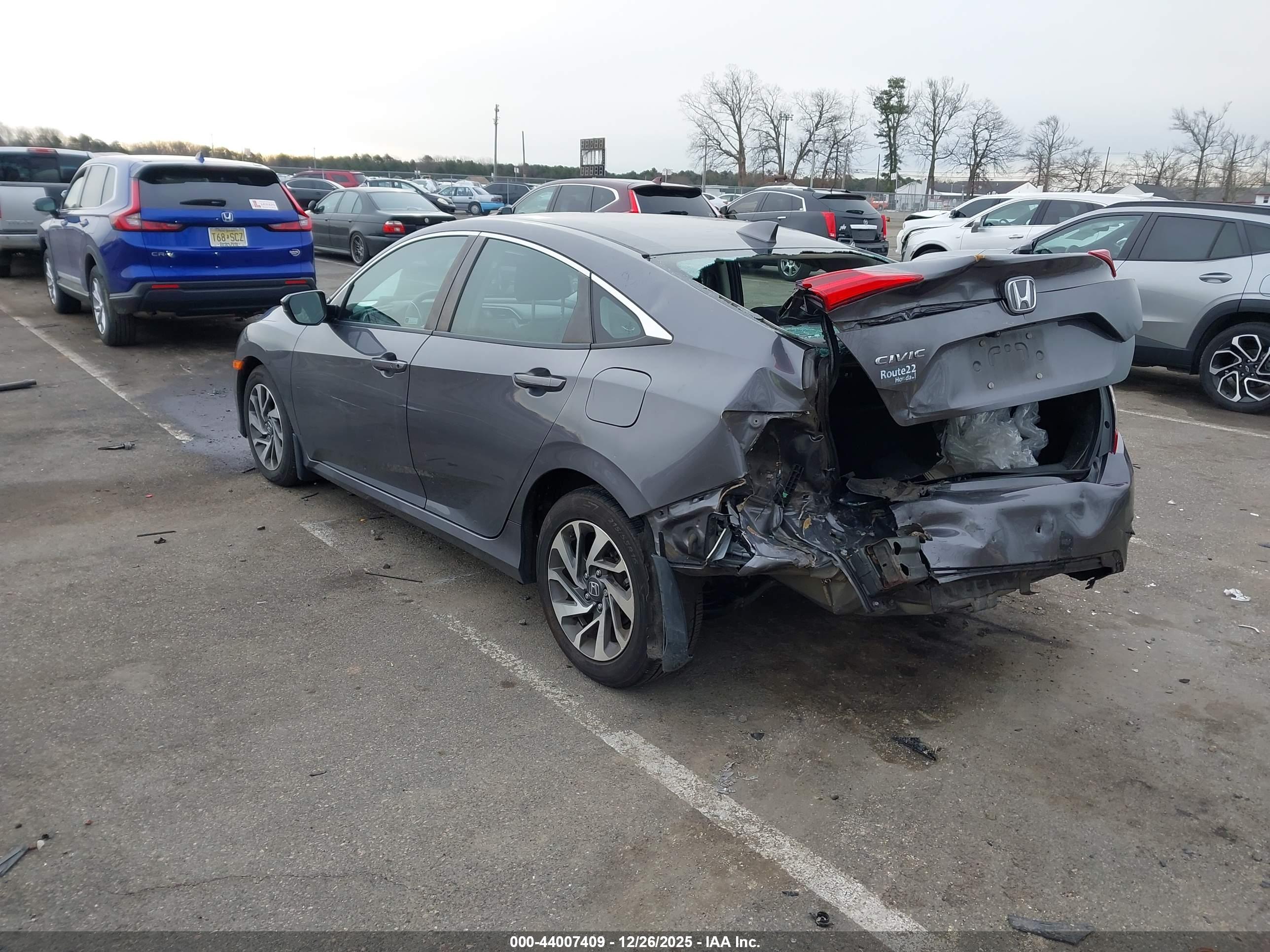 HONDA CIVIC image 3