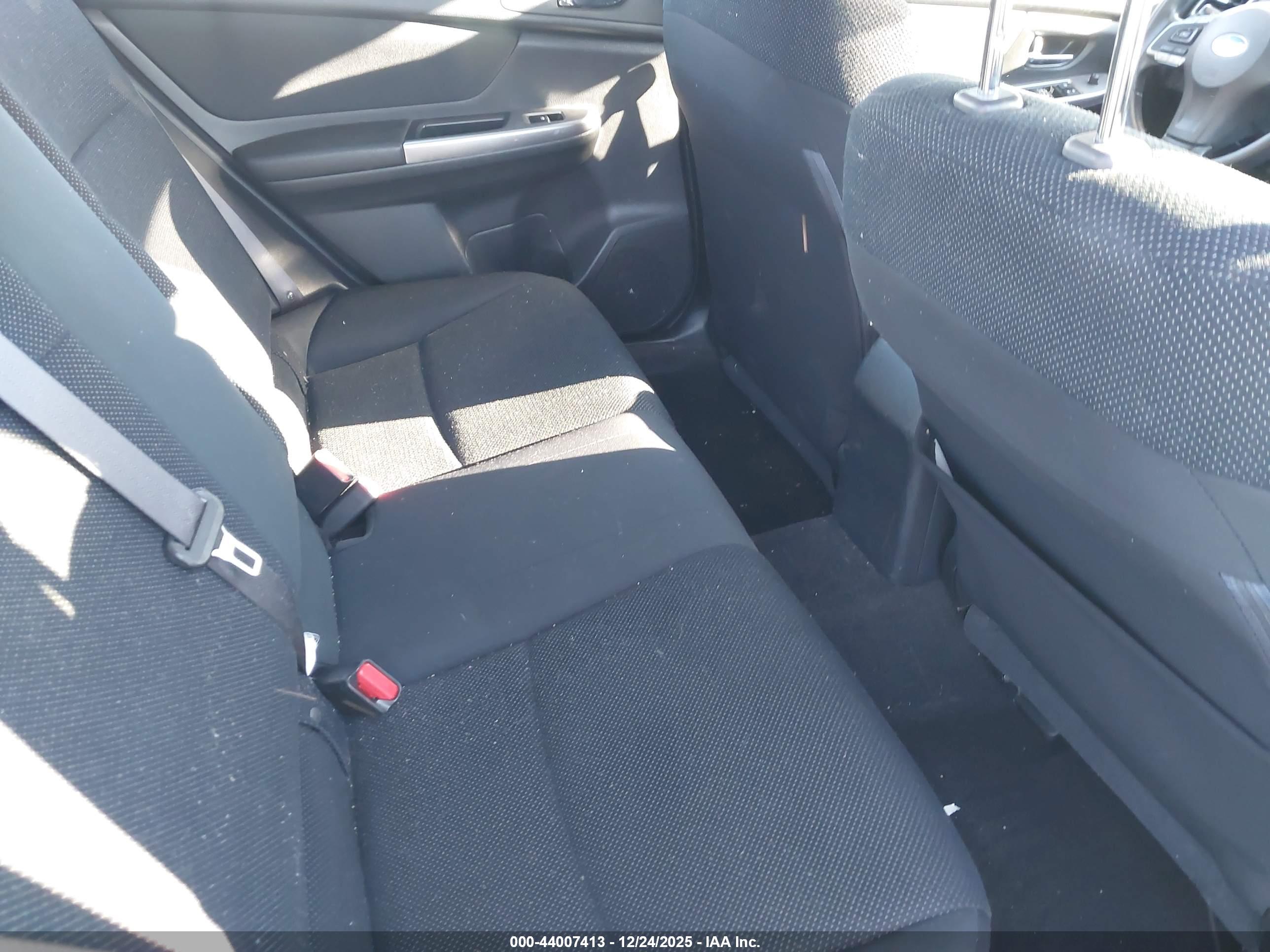SUBARU IMPREZA image 8
