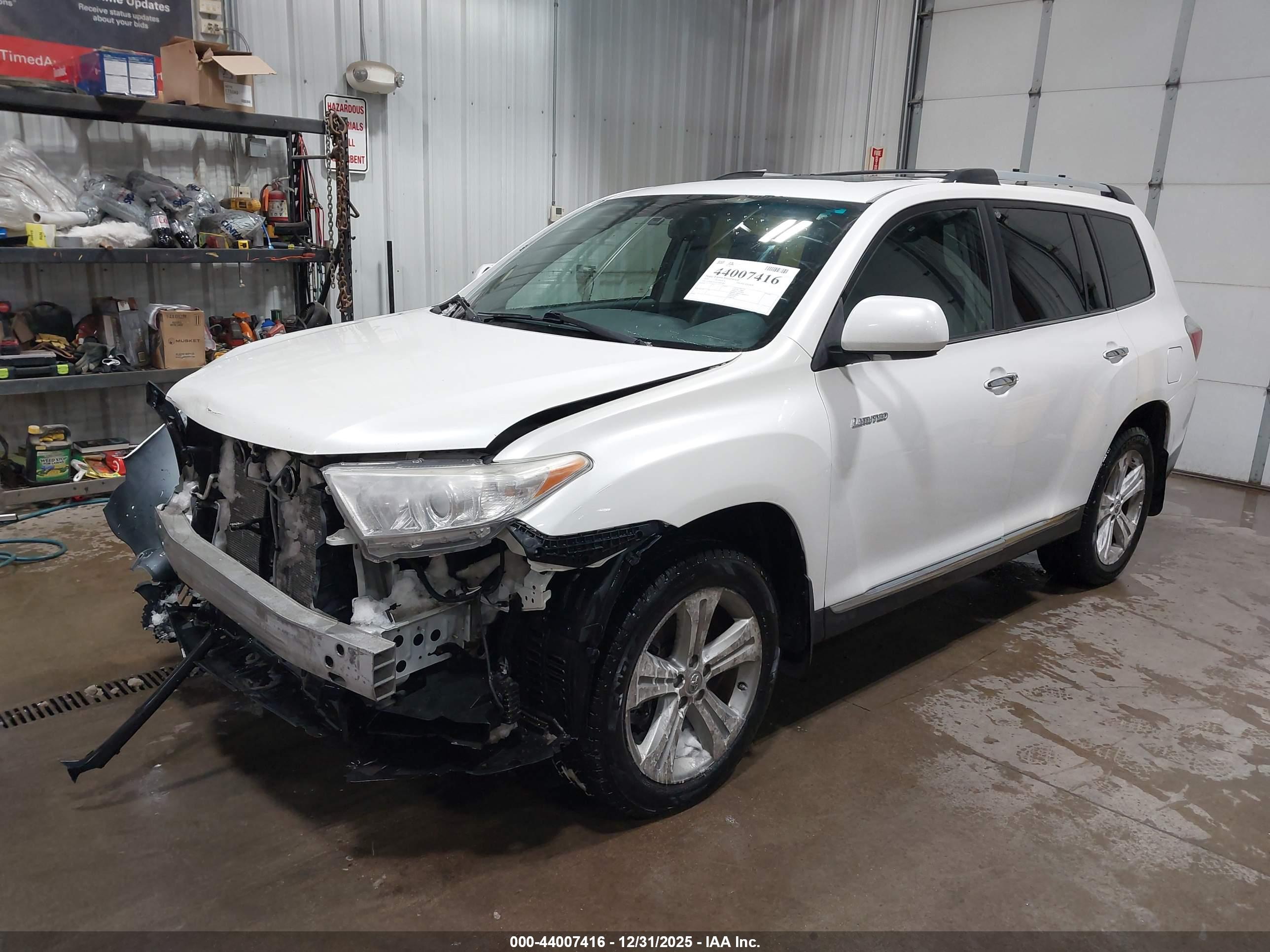 TOYOTA HIGHLANDER image 2