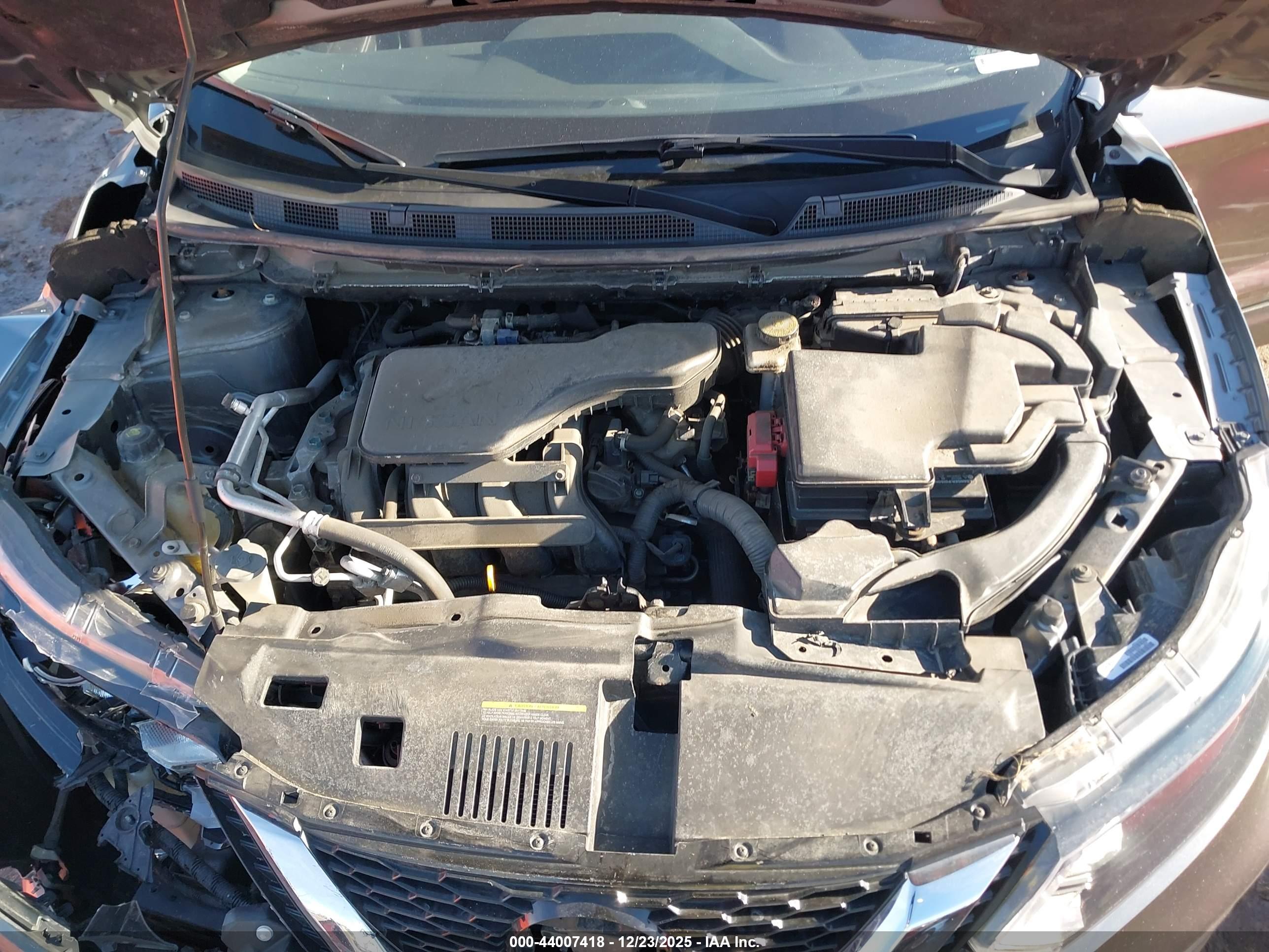 NISSAN ROGUE image 10