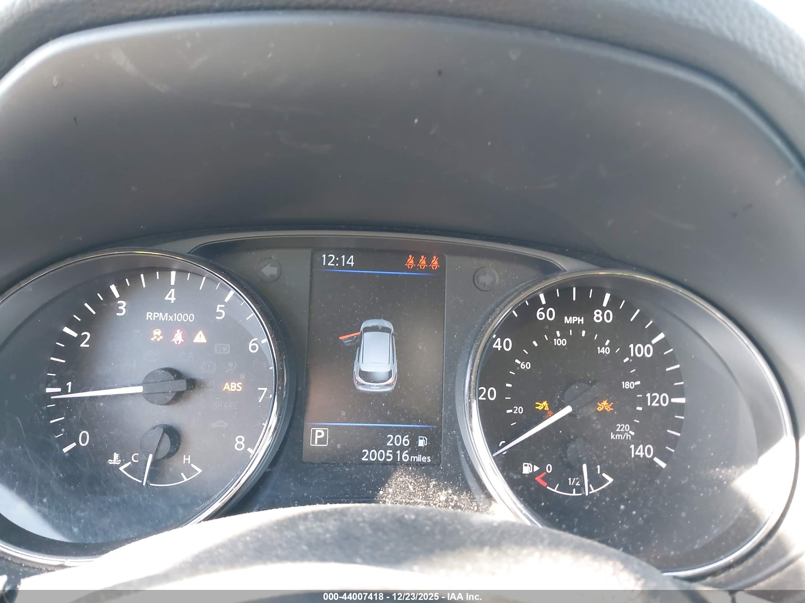 NISSAN ROGUE image 7