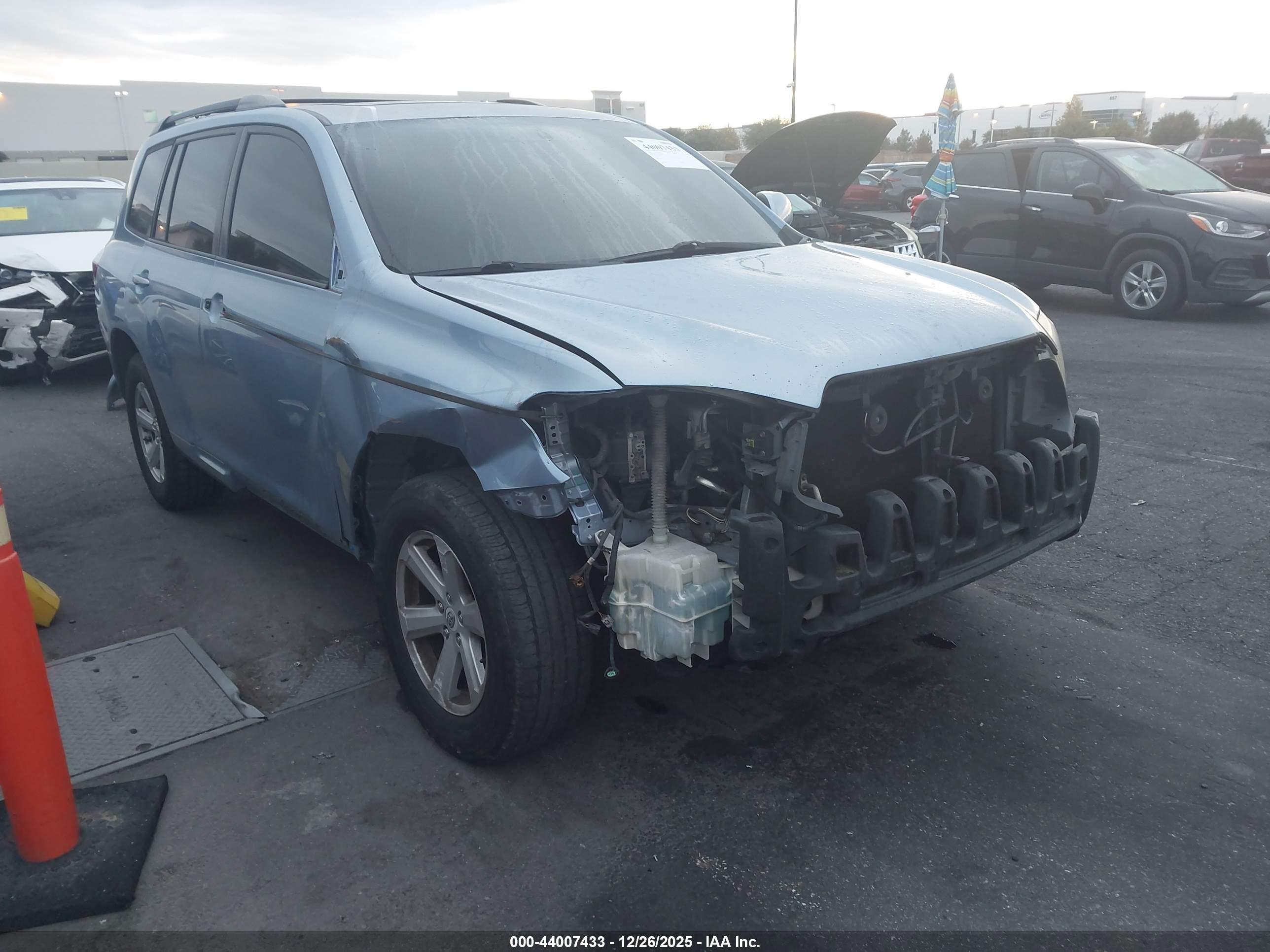 TOYOTA HIGHLANDER image 6