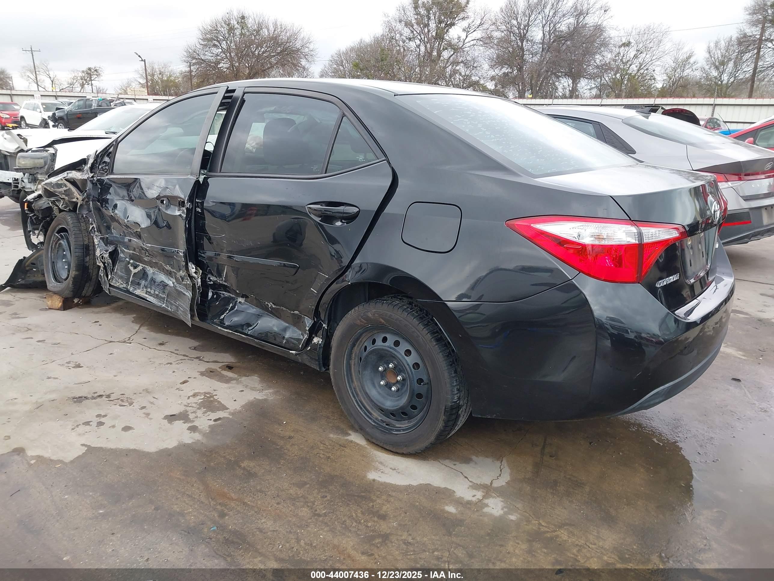 TOYOTA COROLLA image 3