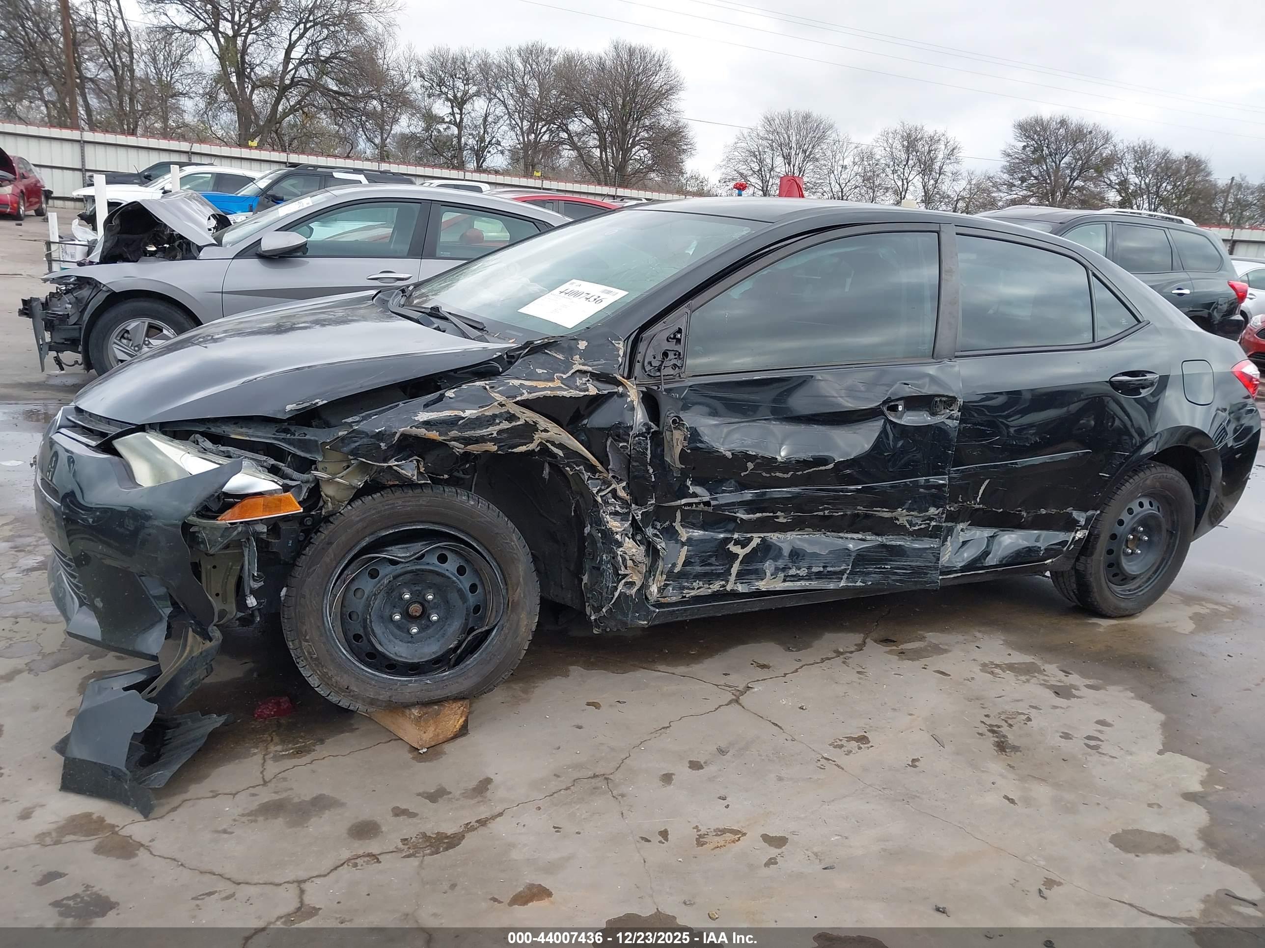 TOYOTA COROLLA image 6