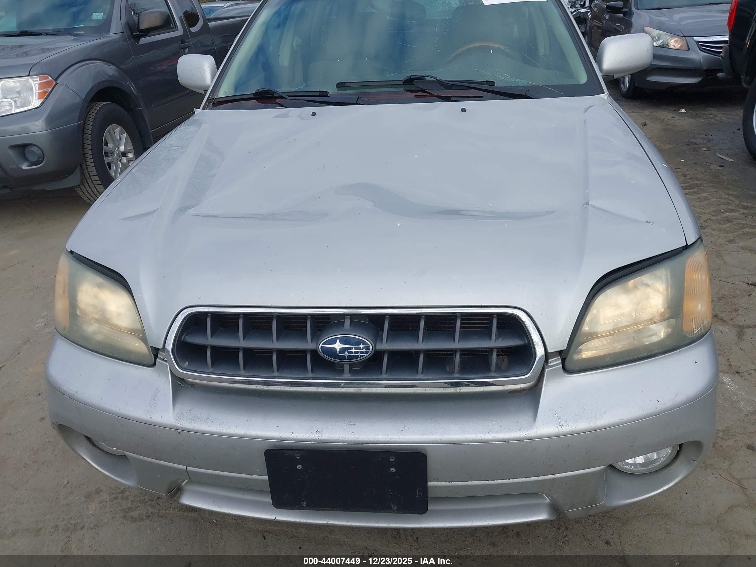 SUBARU OUTBACK image 6