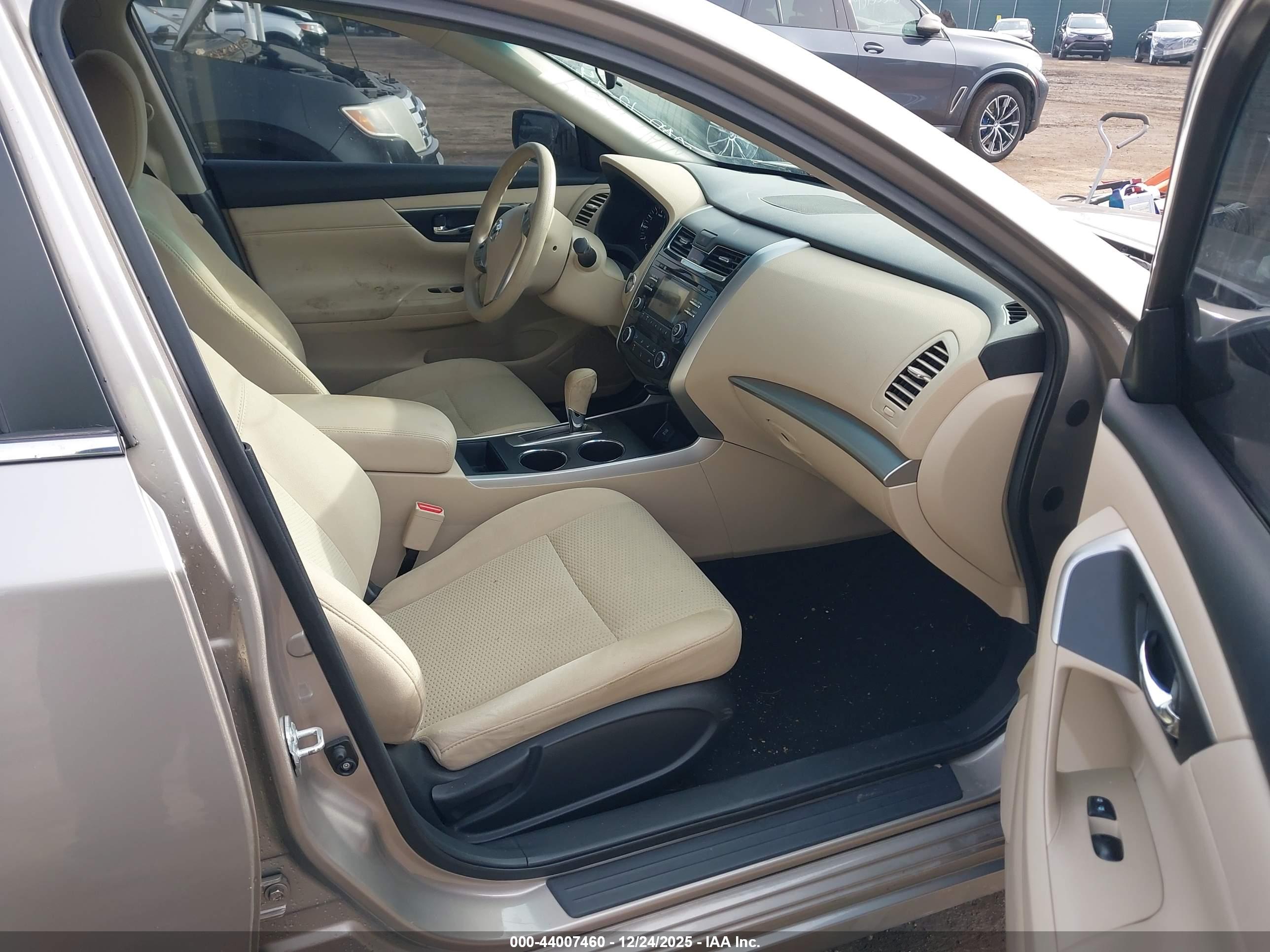 NISSAN ALTIMA image 5