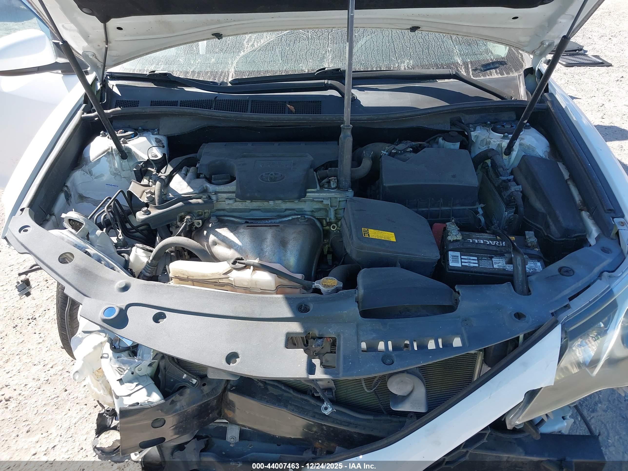 TOYOTA CAMRY image 10