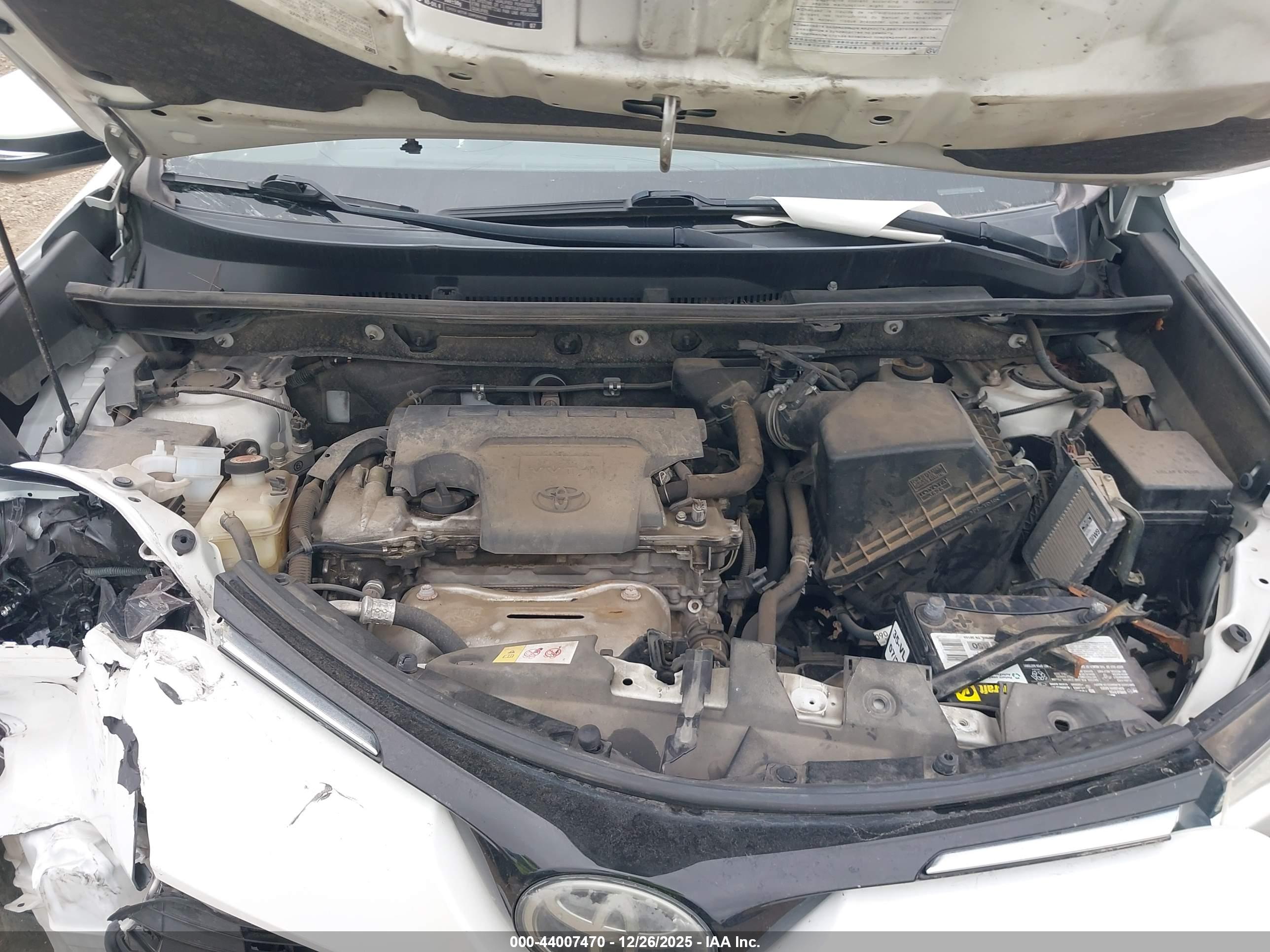 TOYOTA RAV4 image 10