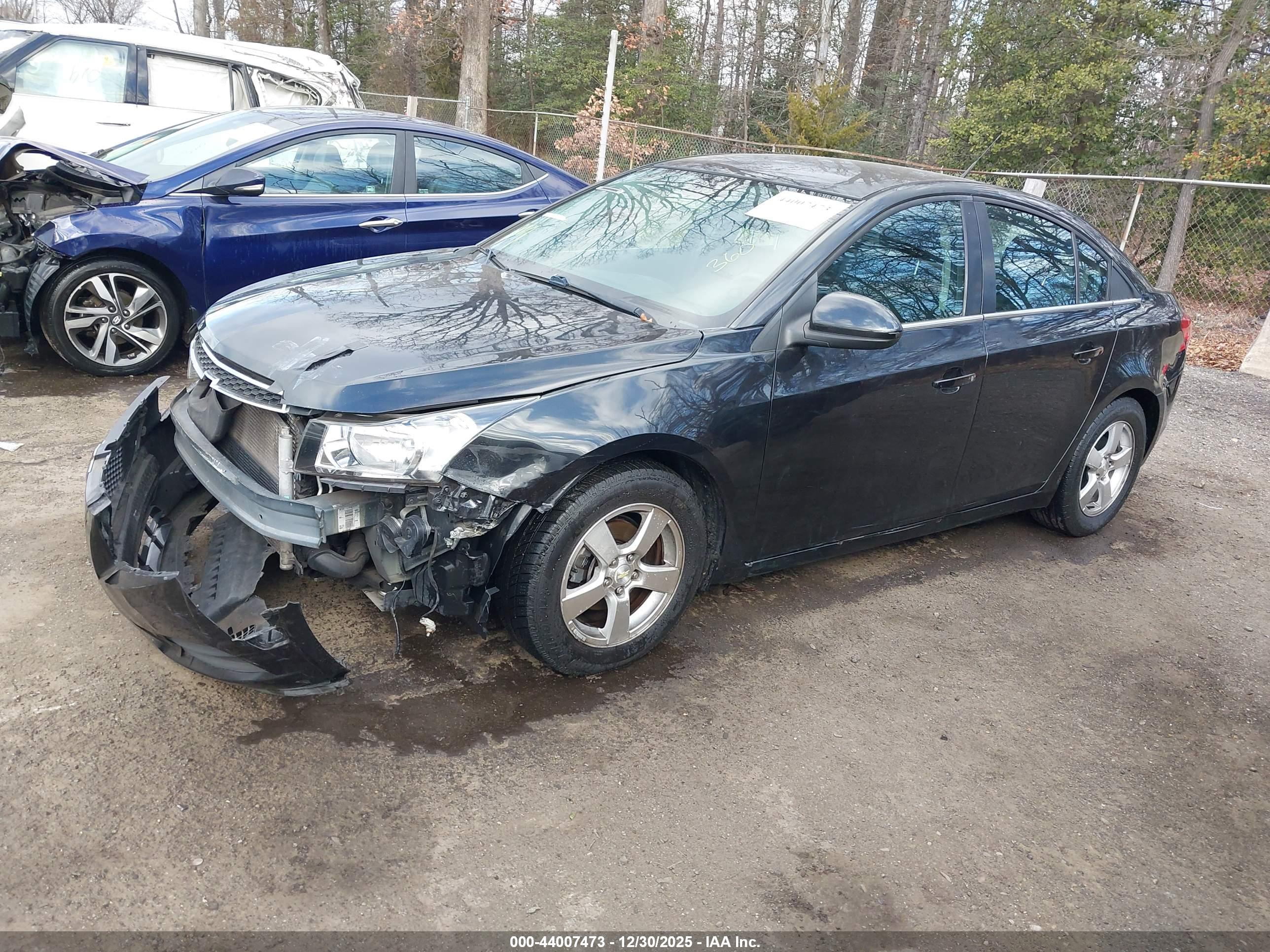 CHEVROLET CRUZE image 2