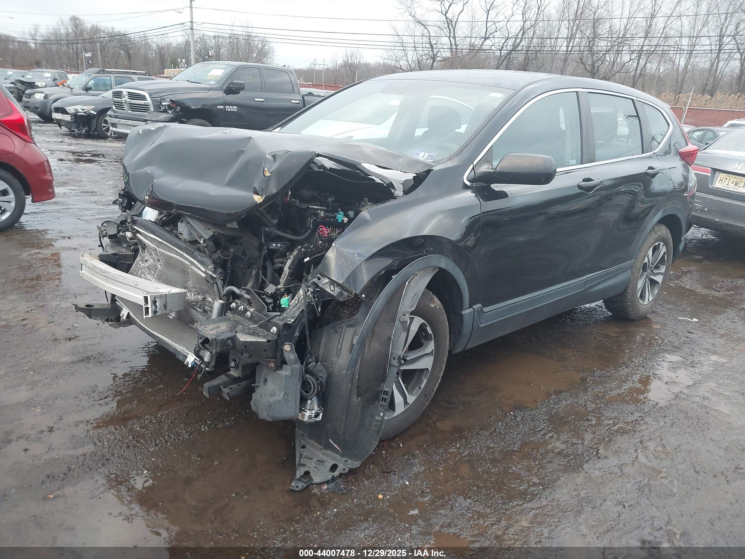 HONDA CR-V image 2