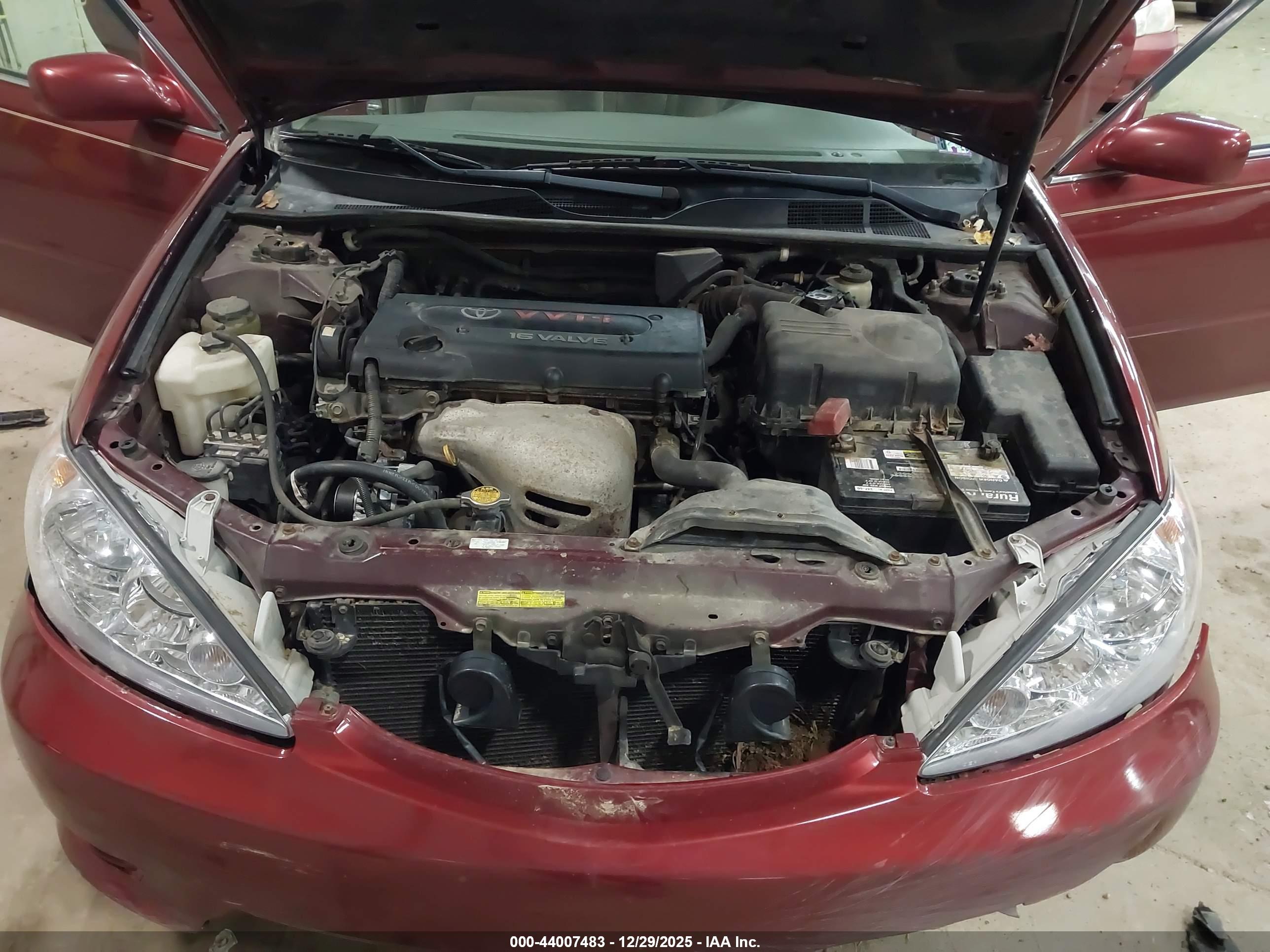 TOYOTA CAMRY image 10