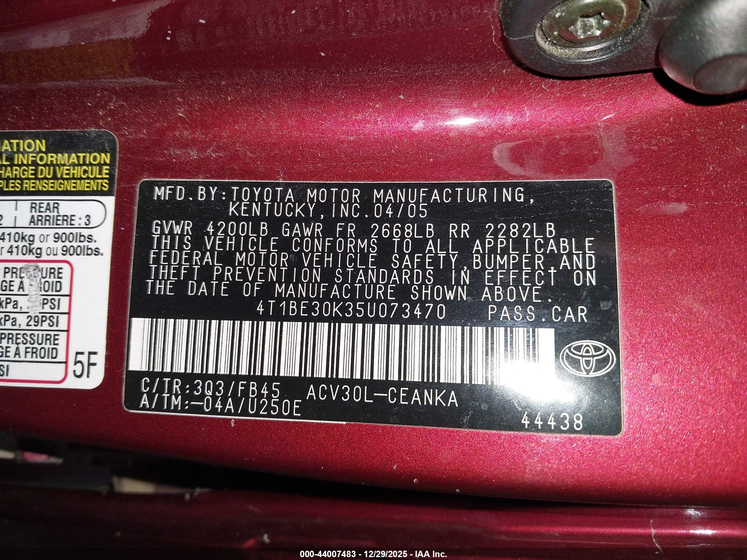 TOYOTA CAMRY image 9