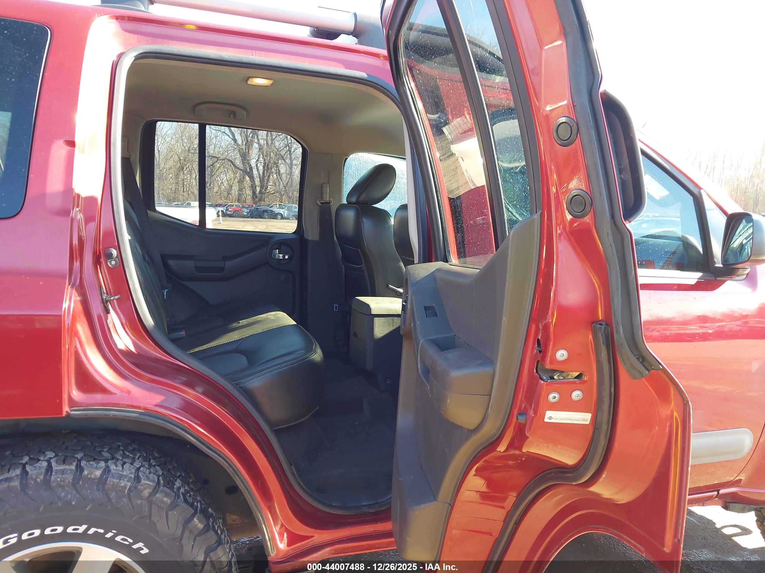NISSAN XTERRA image 8