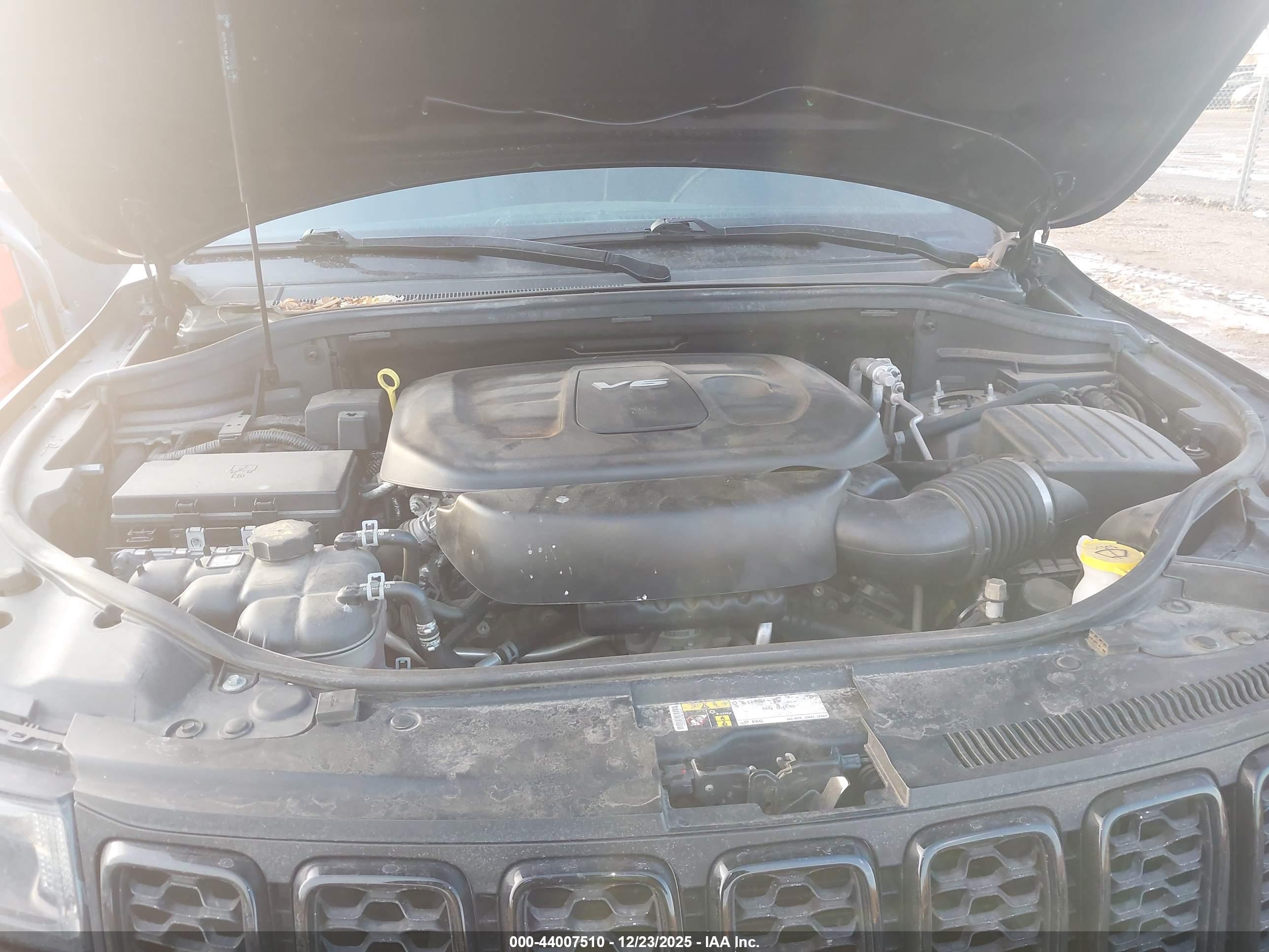 JEEP GRAND image 10