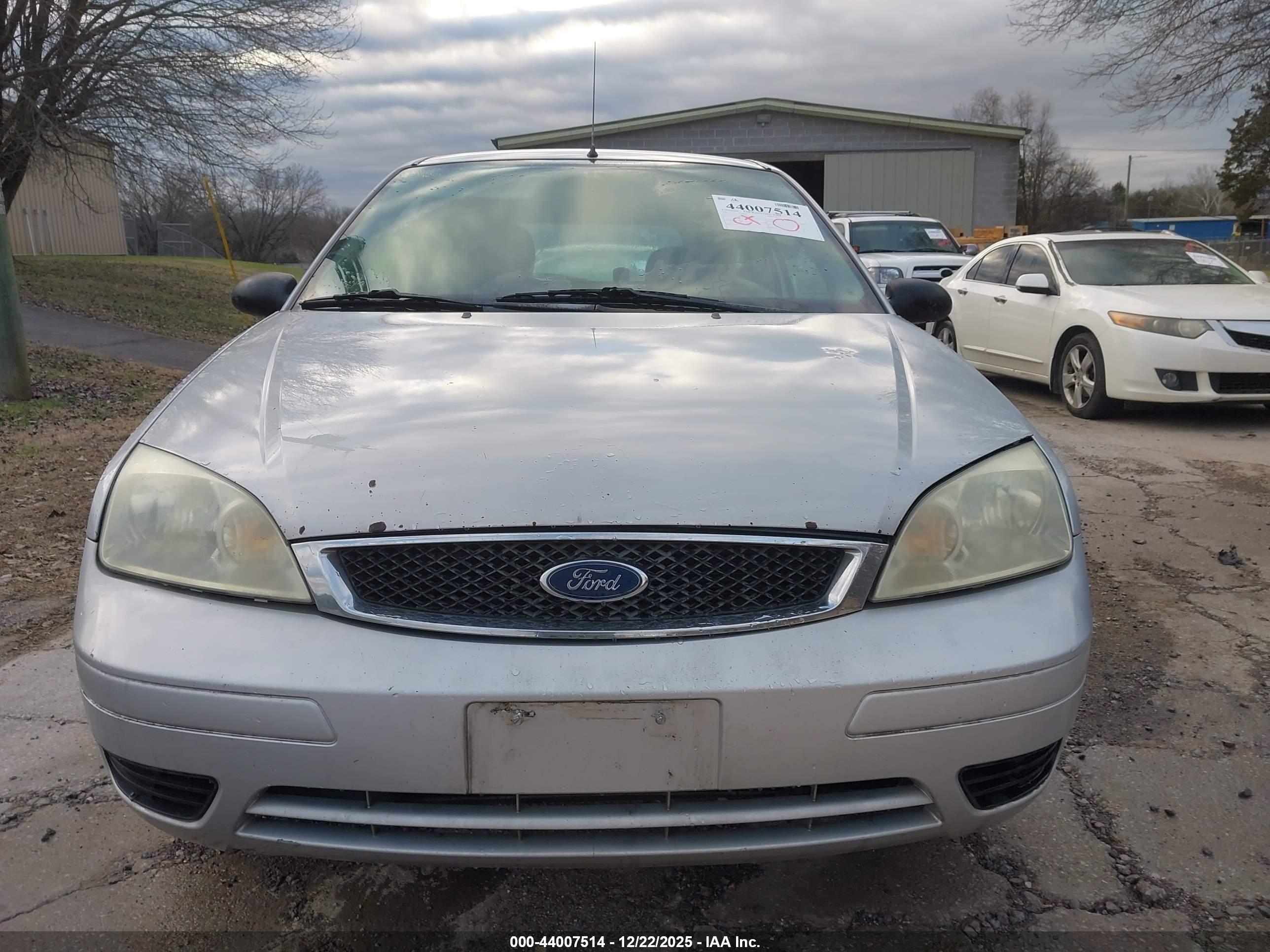 FORD FOCUS image 6