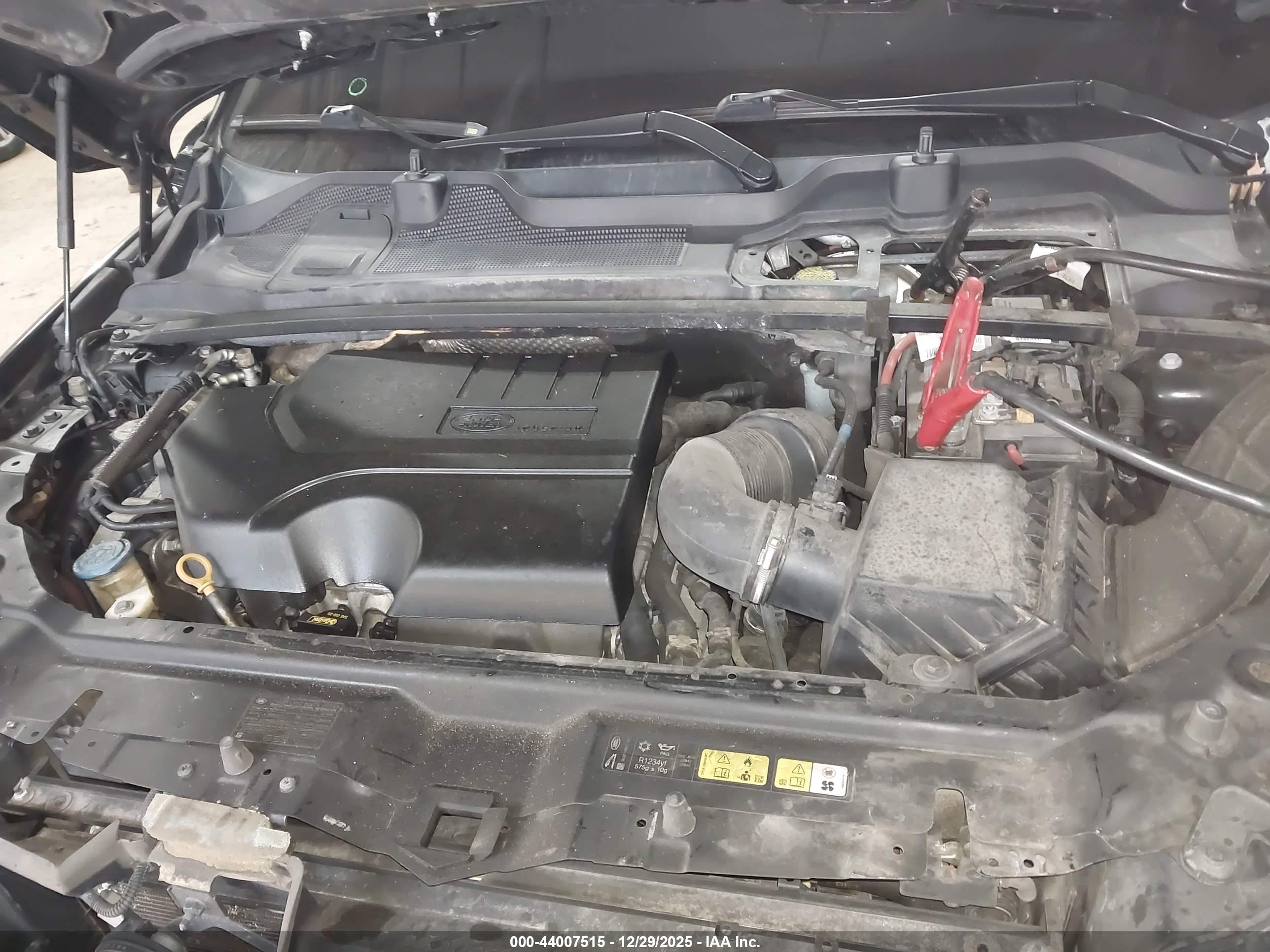 LAND ROVER image 10