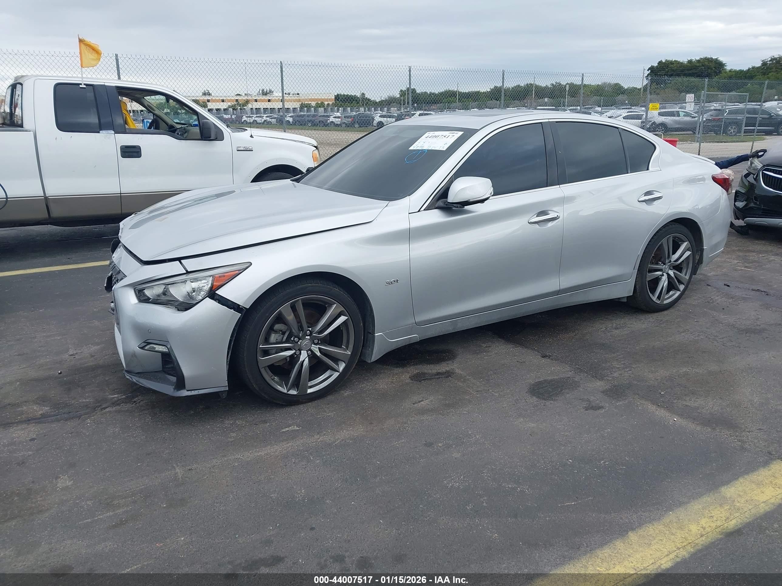 INFINITI Q50 image 2