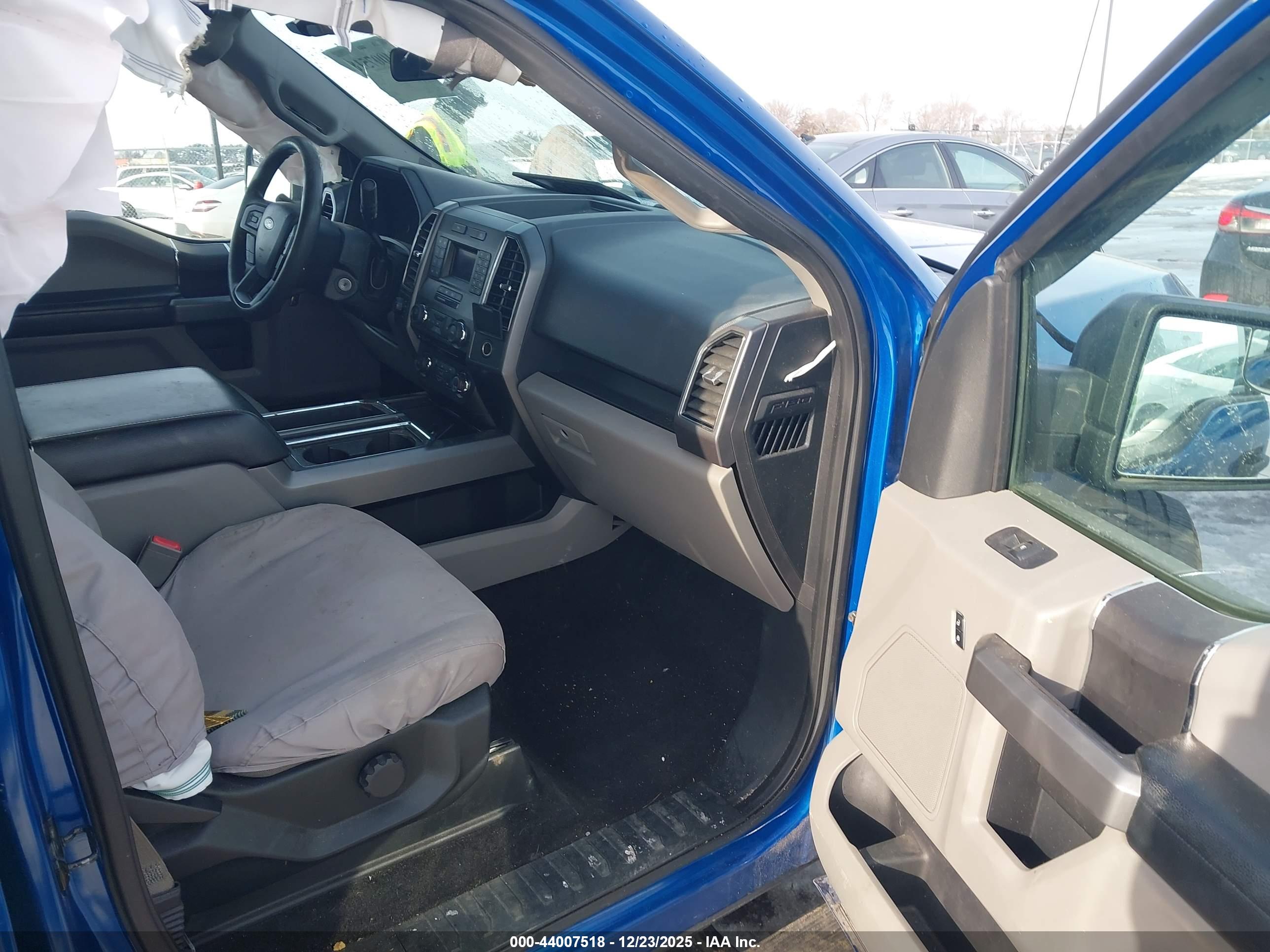 FORD F-150 image 8