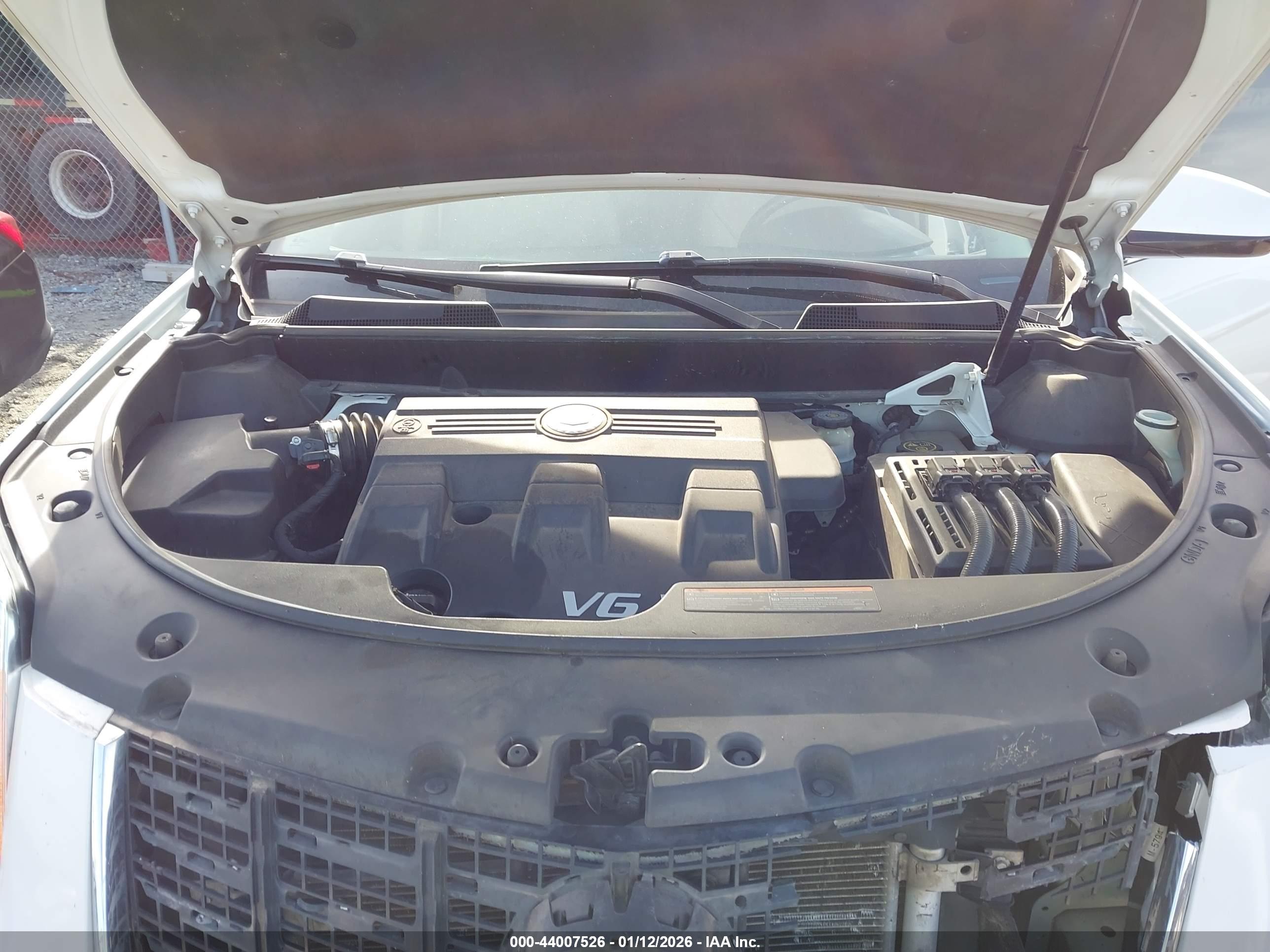 CADILLAC SRX image 10