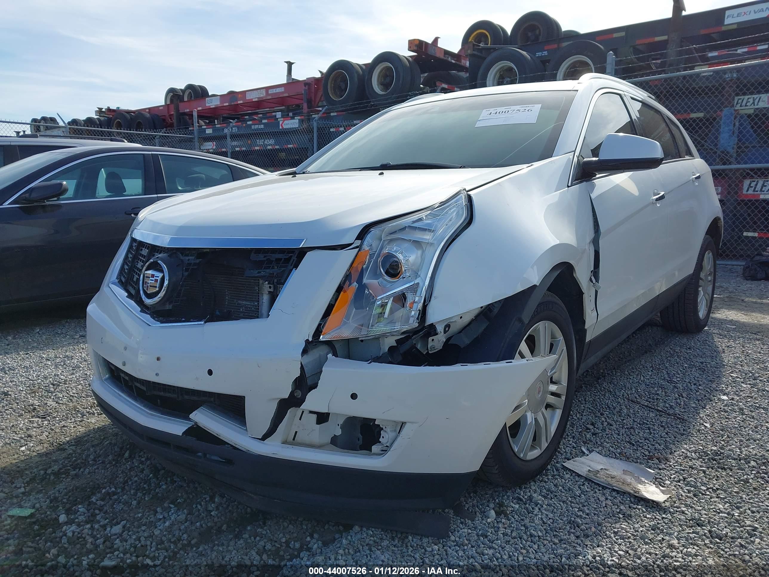 CADILLAC SRX image 6